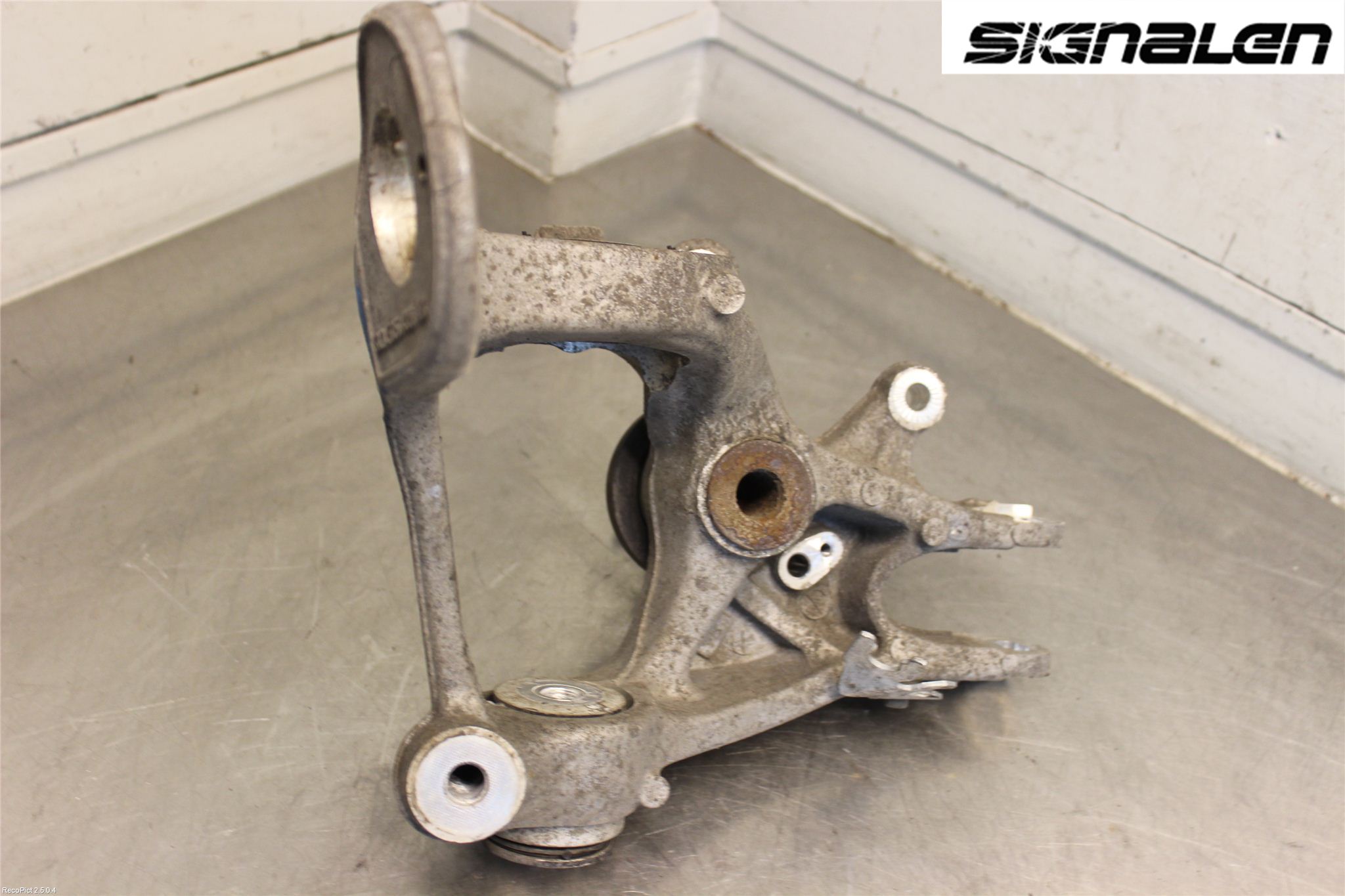 Audi A4 12-15 Spindel Hb