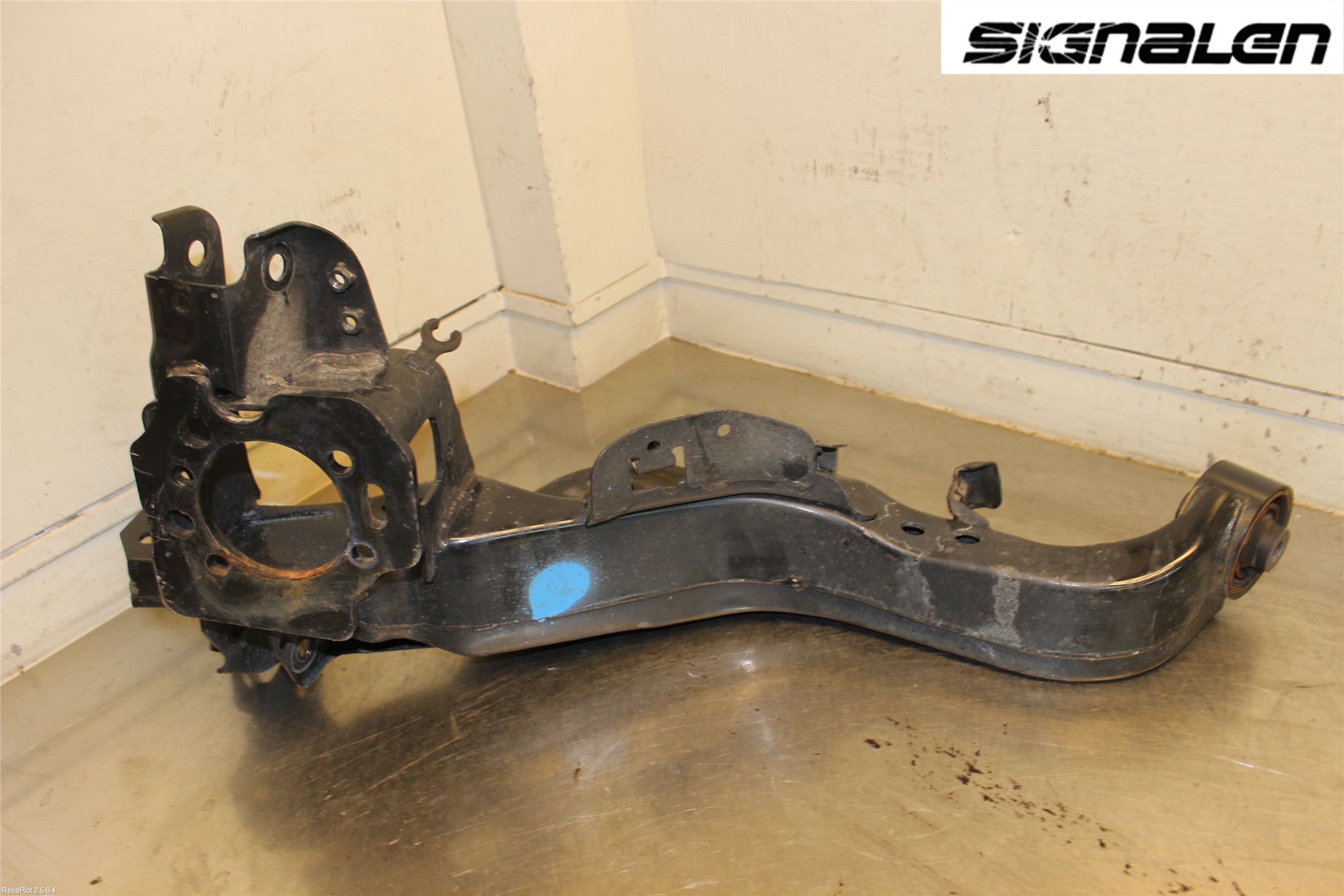 Nissan QASHQAI 14-17 Spindel Hb