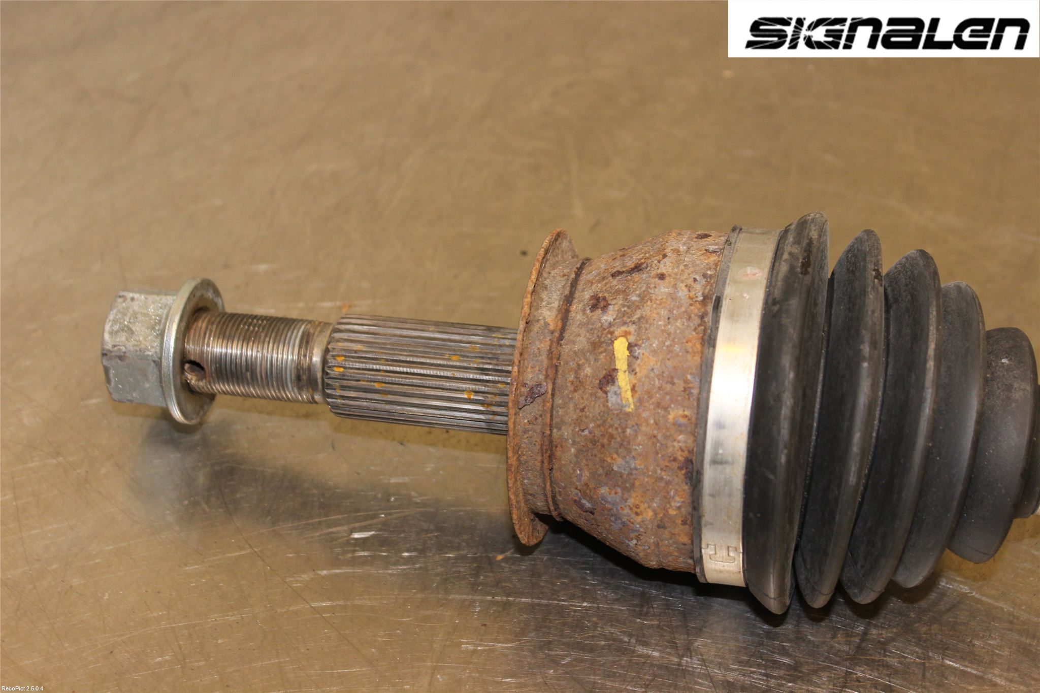 Nissan NAVARA 05-16 Drivaksel Foran Kompl Venstre