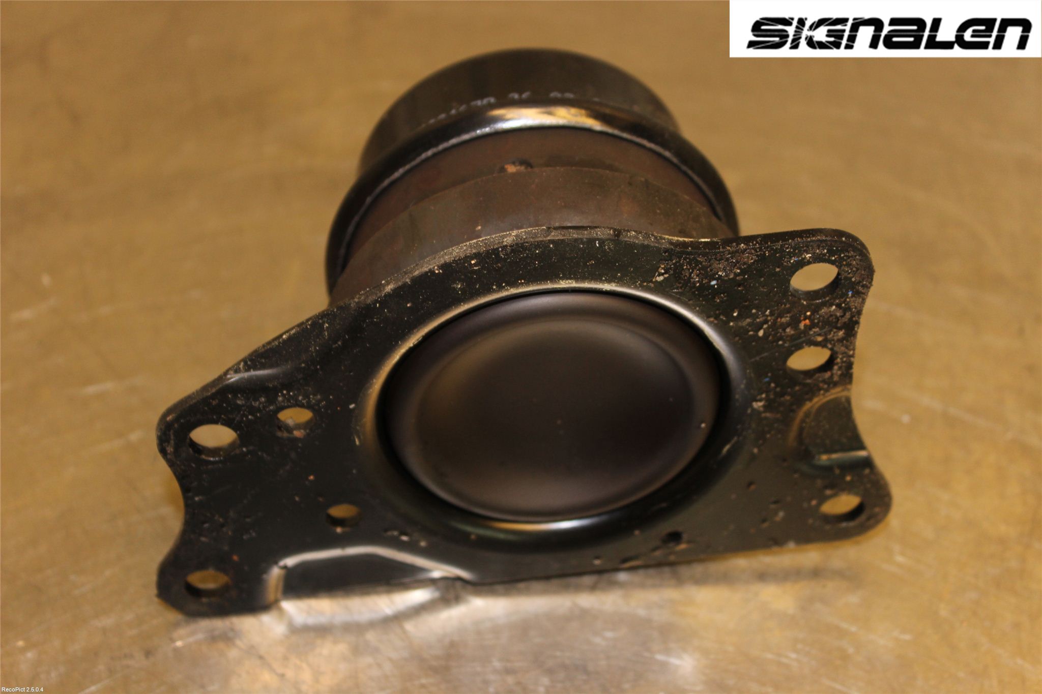 Volkswagen VW POLO 10-17 Motor Feste Gummi
