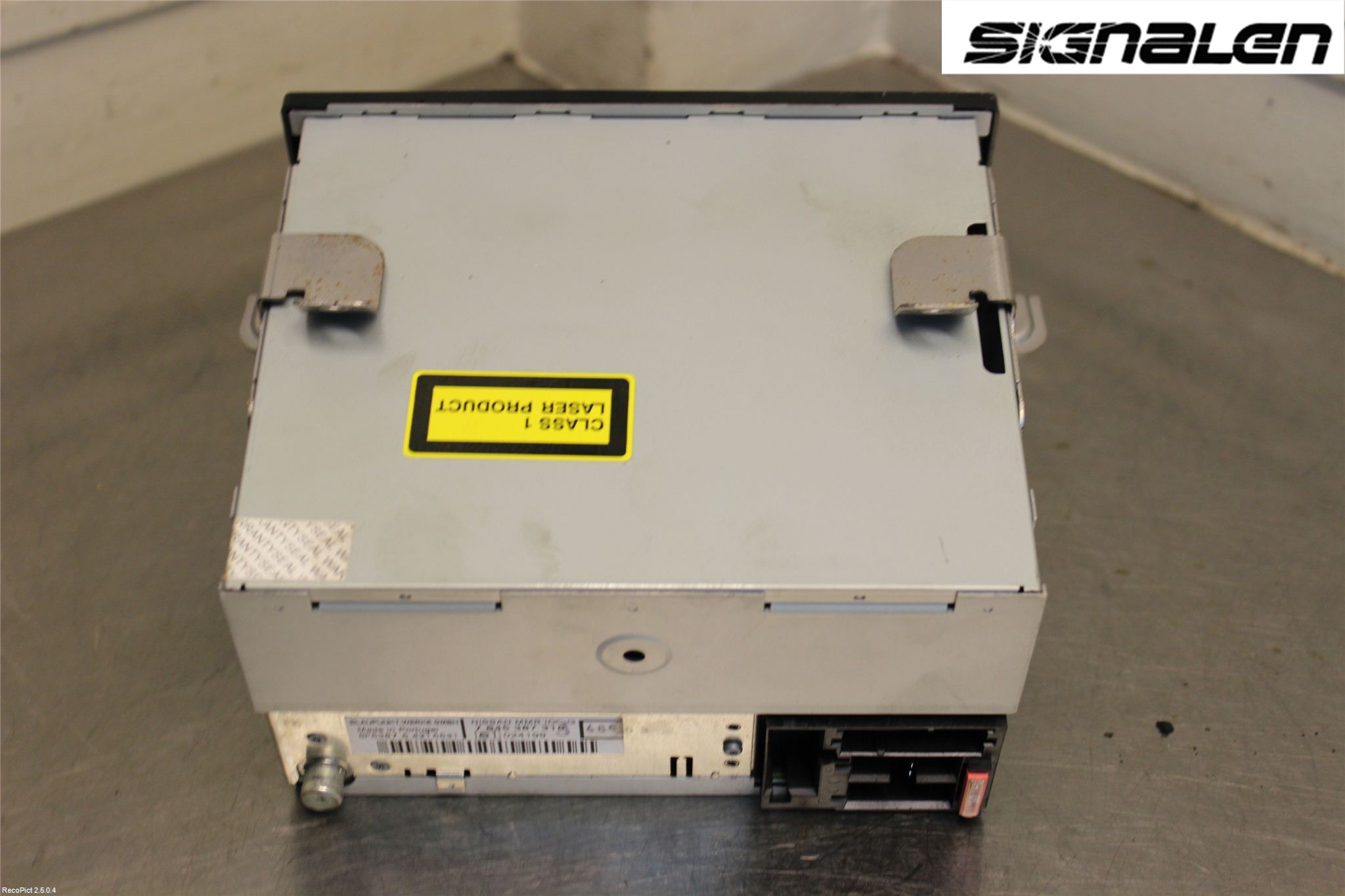 Nissan NOTE E11 06-14 Stereo Radio