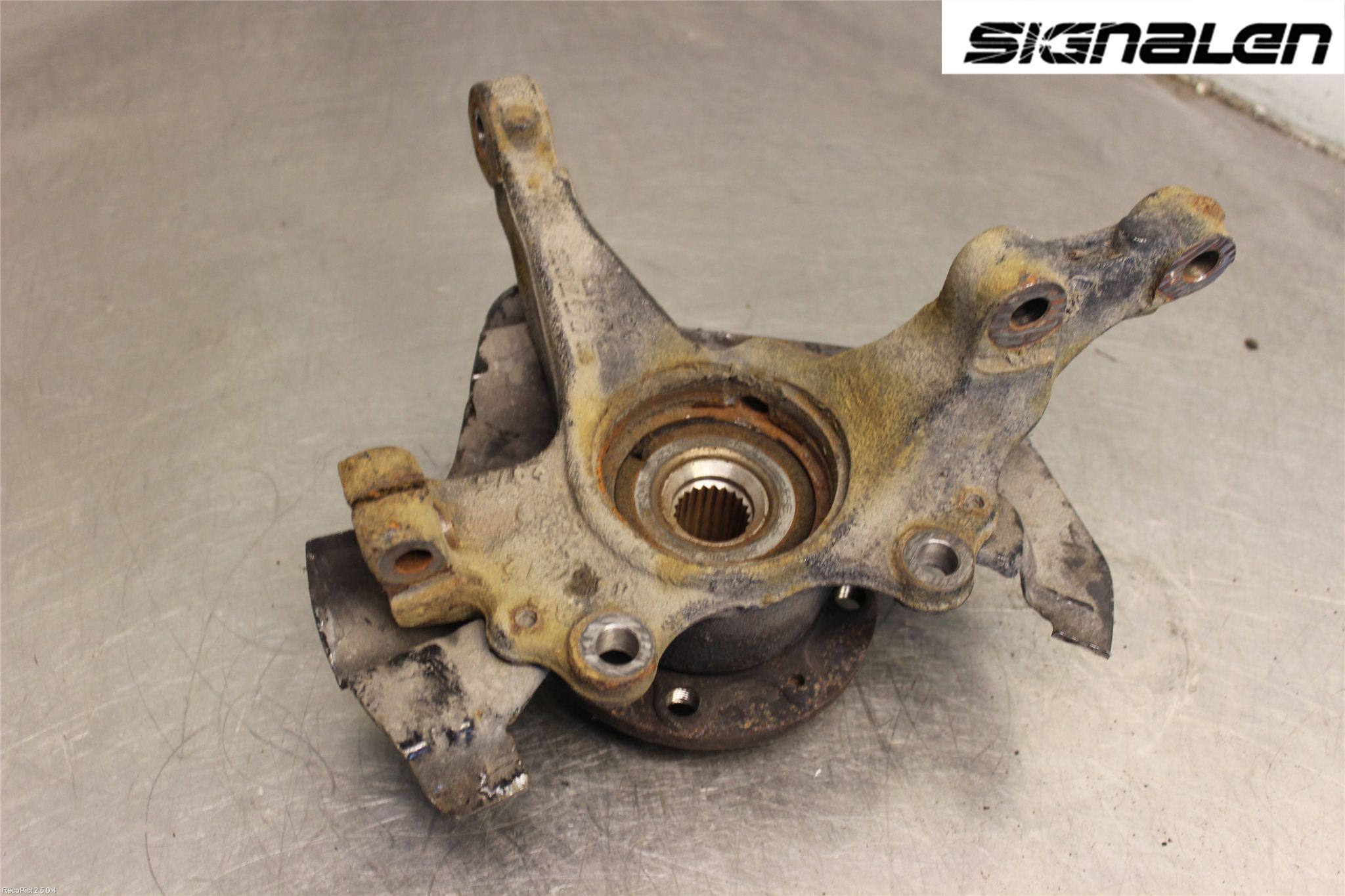 Opel CORSA D 07-14 Spindel Vf