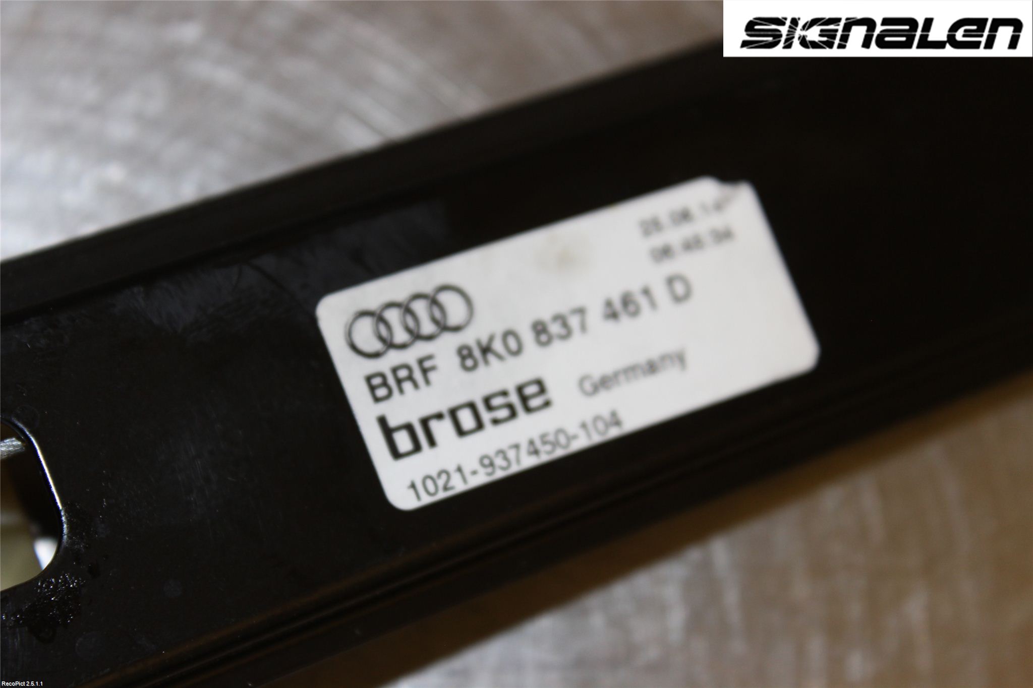 Audi A4 12-15 Vindusheis