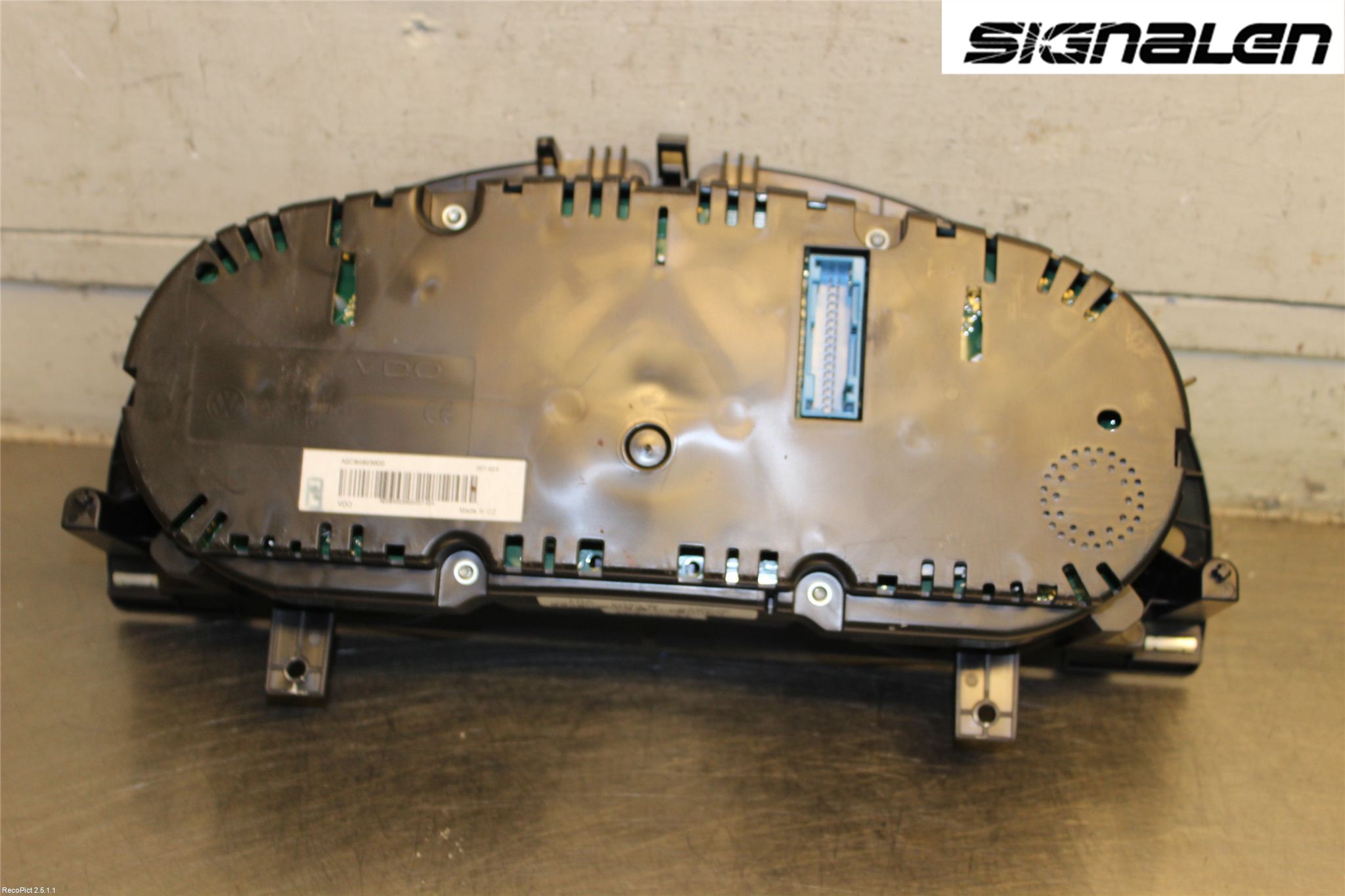 Volkswagen VW PASSAT 11-14 Instr Kombinert
