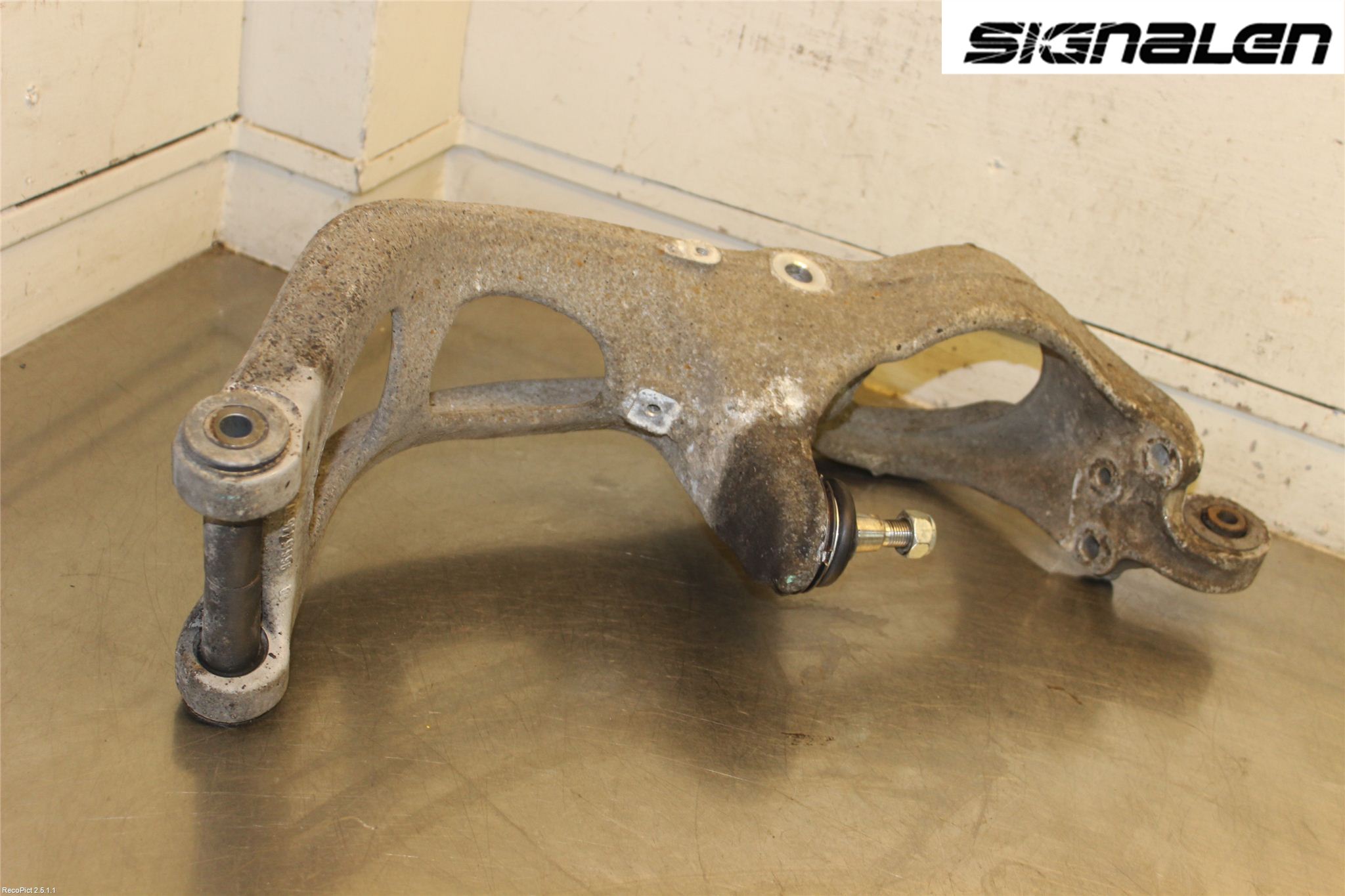 Peugeot 407 Spindel Vf