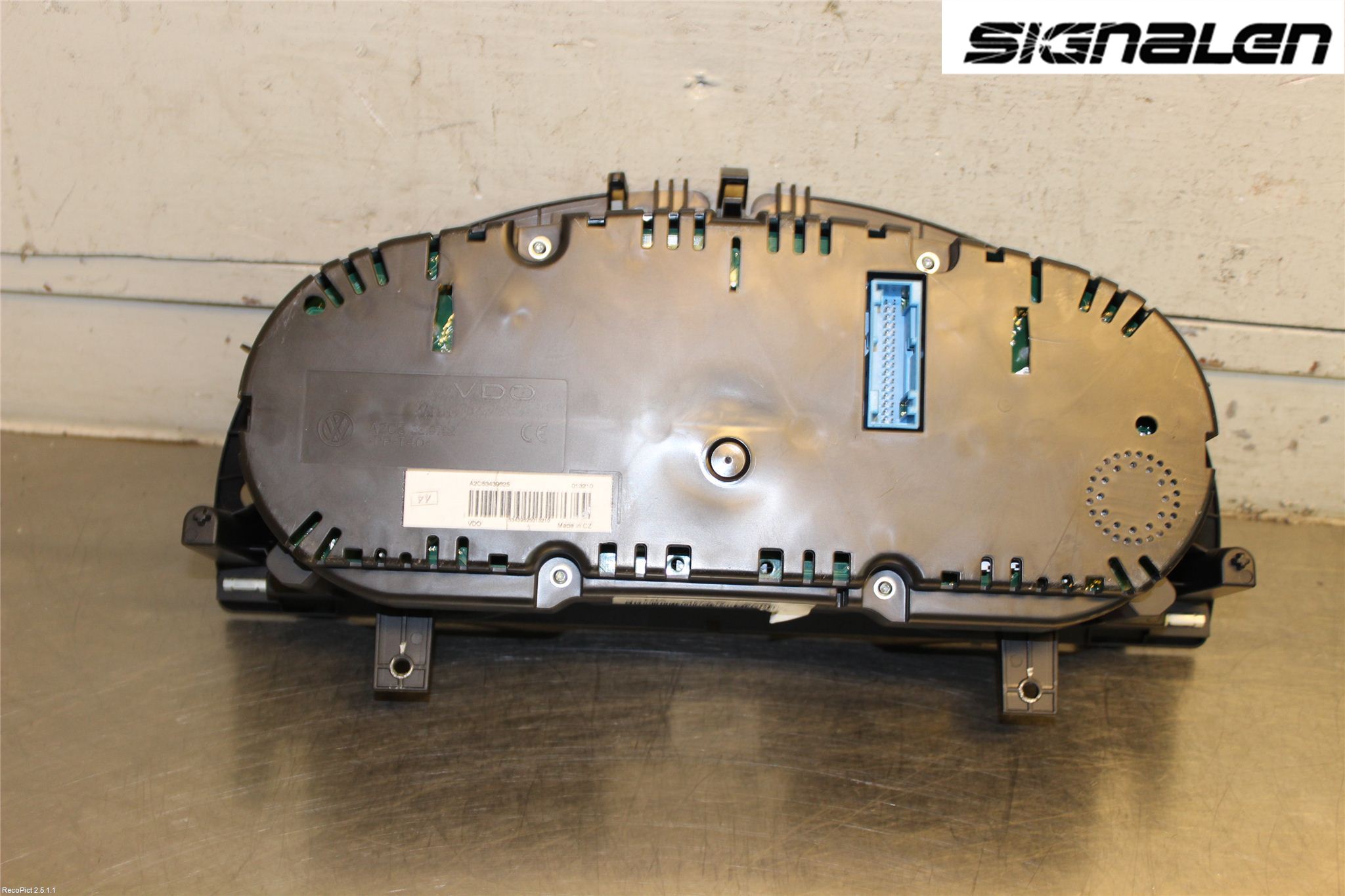 Volkswagen VW PASSAT 11-14 Instr Kombinert
