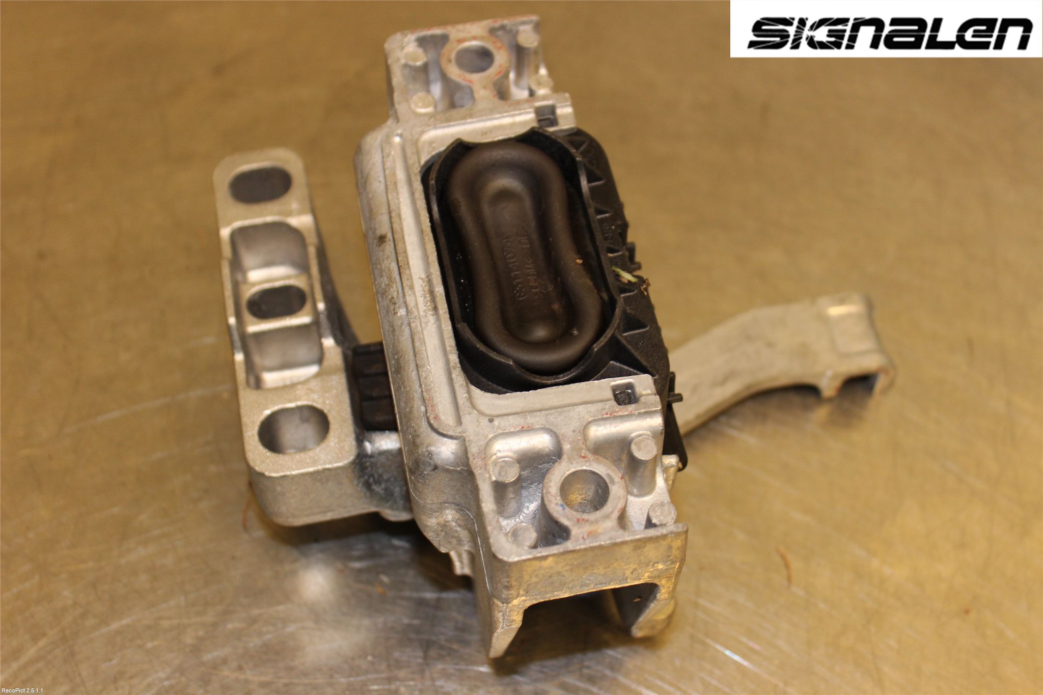 Seat LEON 13-20 Motor Feste Gummi