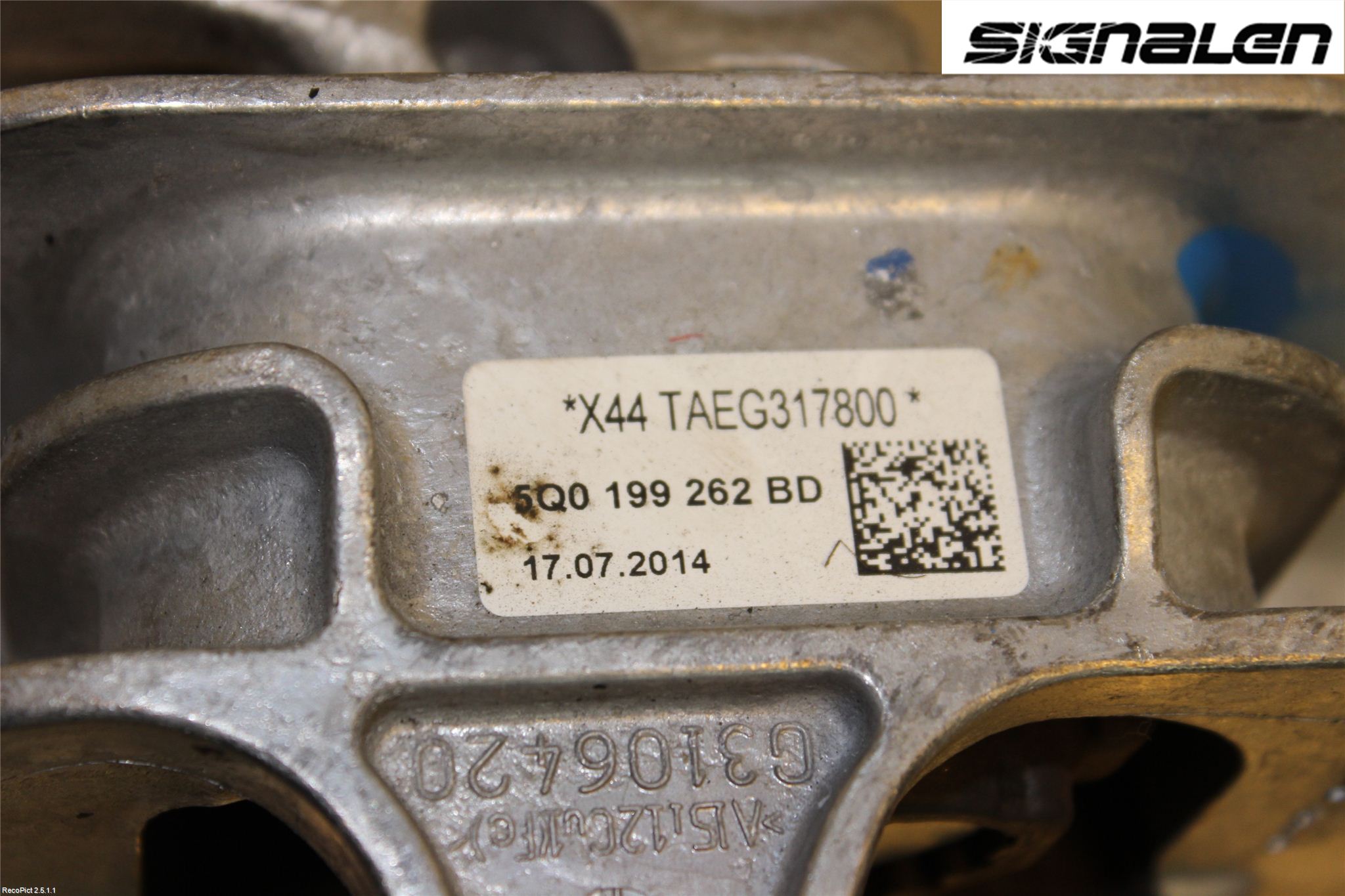 Seat LEON 13-20 Motor Feste Gummi