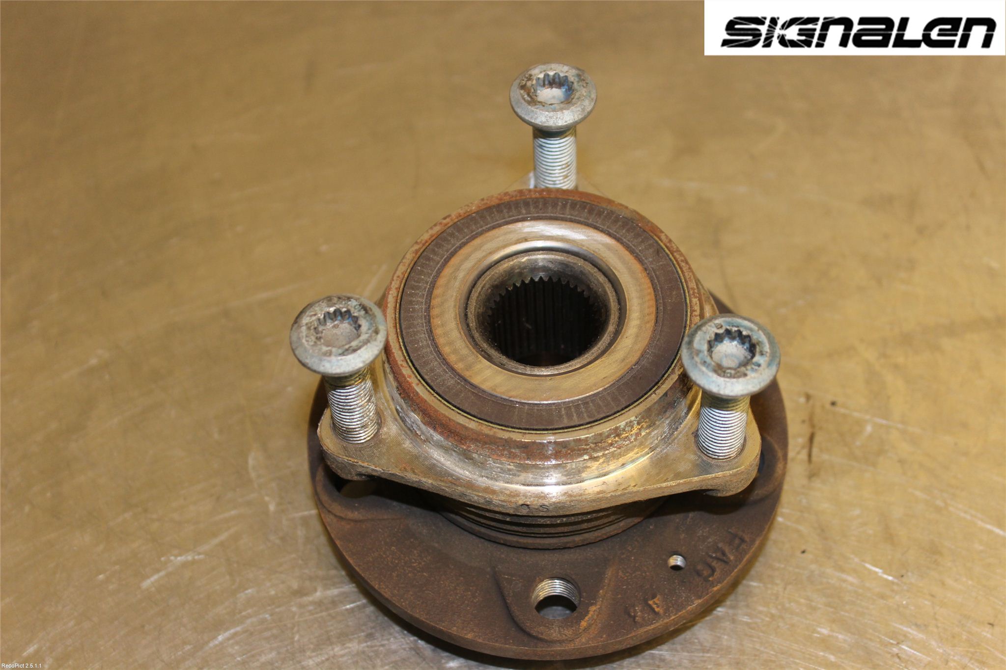 Volkswagen VW PASSAT 15-19 Nav Foran