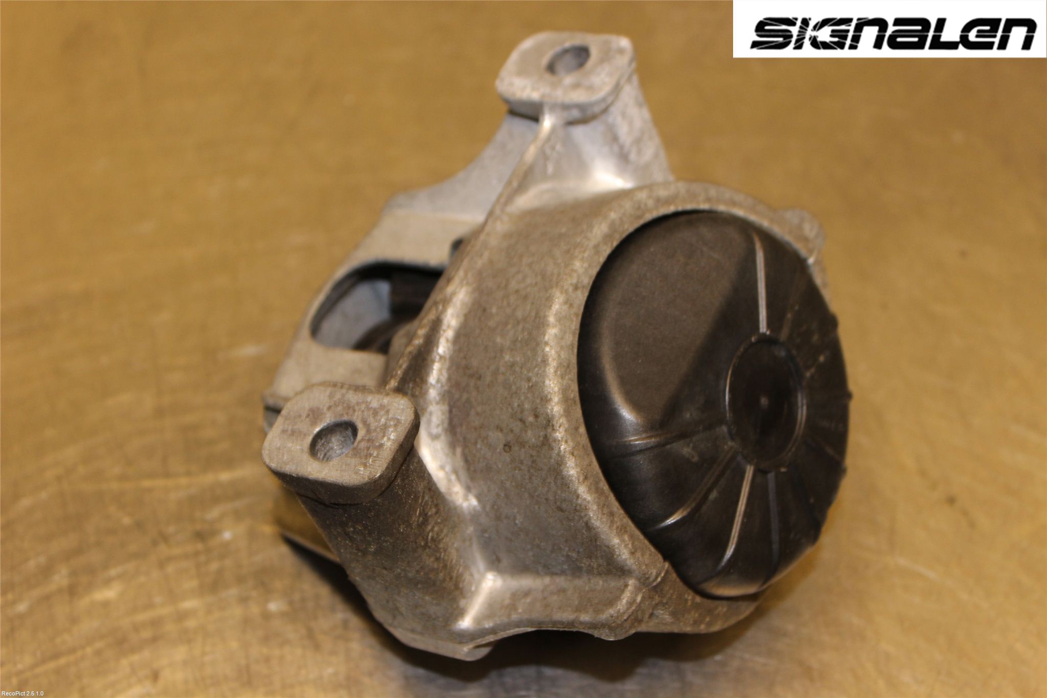 Audi A4 ALLROAD 09-16 Motor Feste Gummi