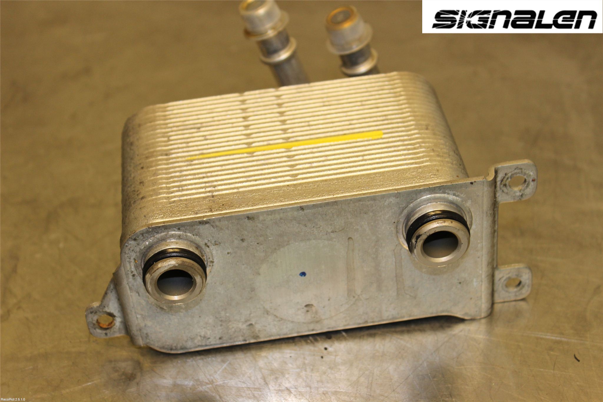 BMW 5 E60/61 Sed/Tou 02-10 Radiator Oljekjøler Motor