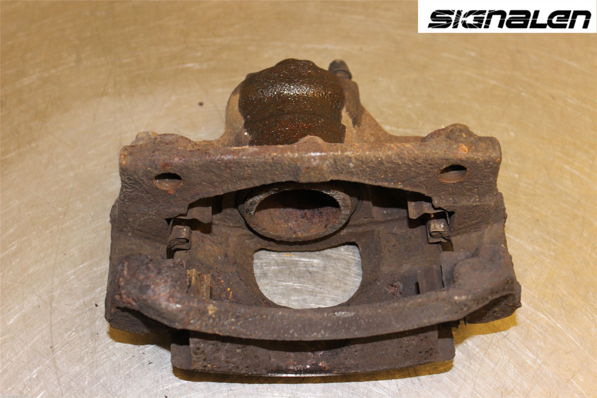 Toyota AYGO 06-14 Bremsecaliper Foran Høyre