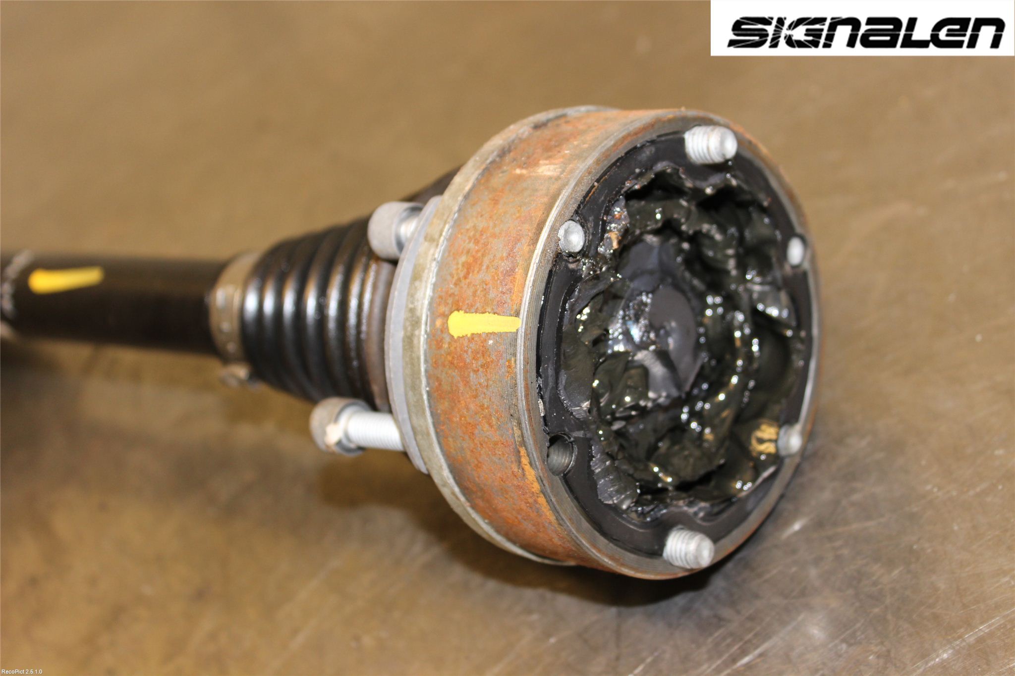 Volkswagen VW POLO 10-17 Drivaksel Foran Kompl Venstre