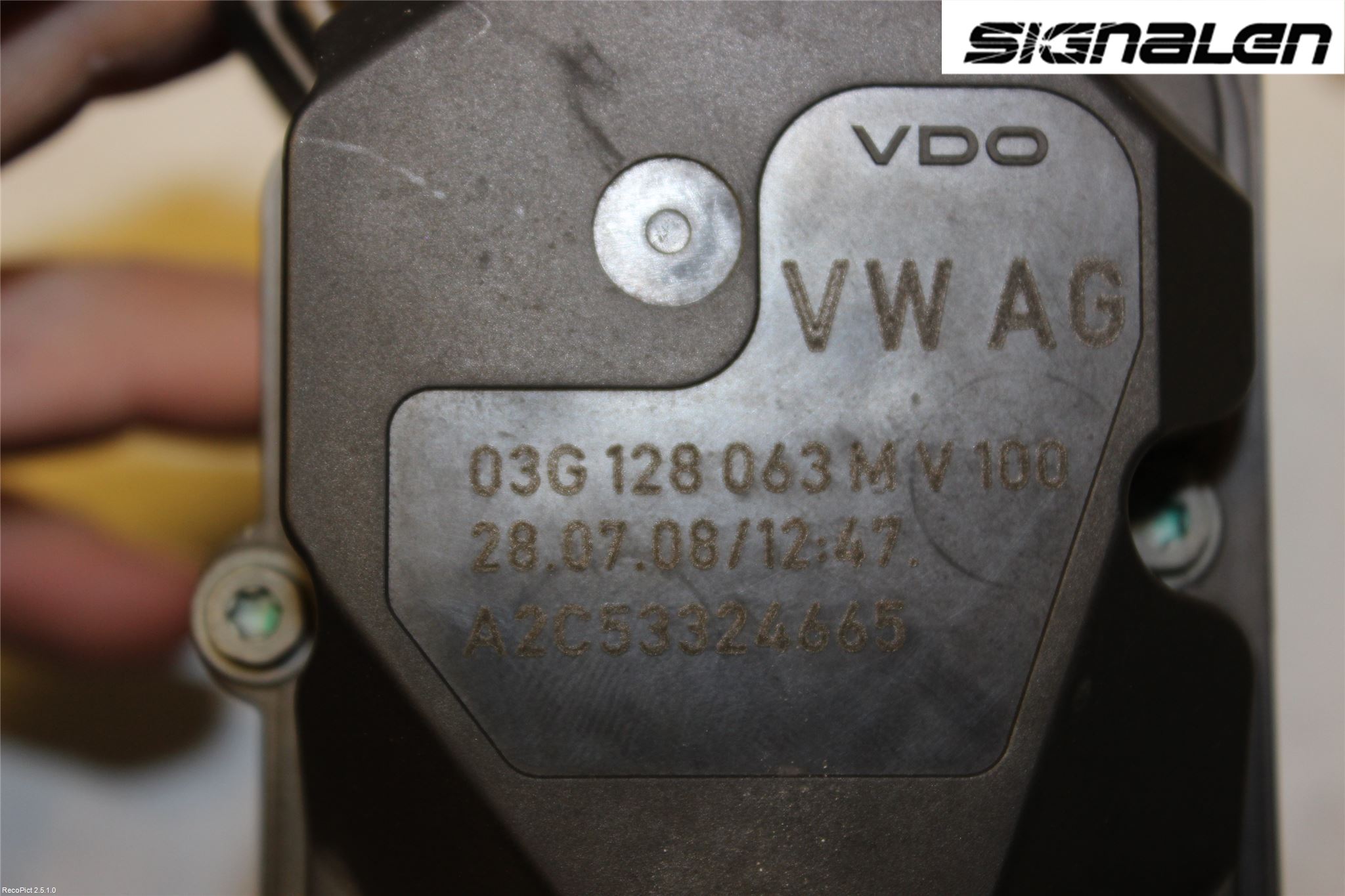 Volkswagen VW CADDY      04-10 Inns Spjeldhus