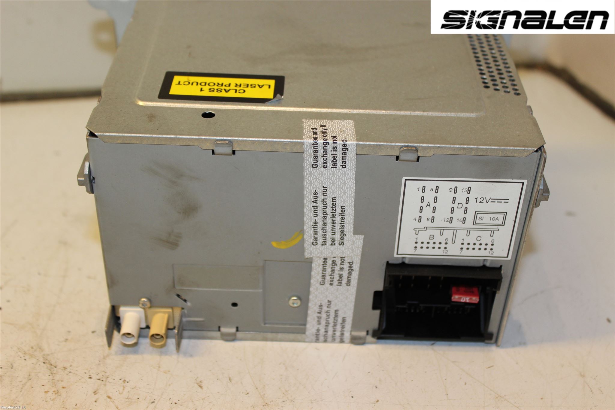 Volkswagen VW CADDY      04-10 Stereo Radio