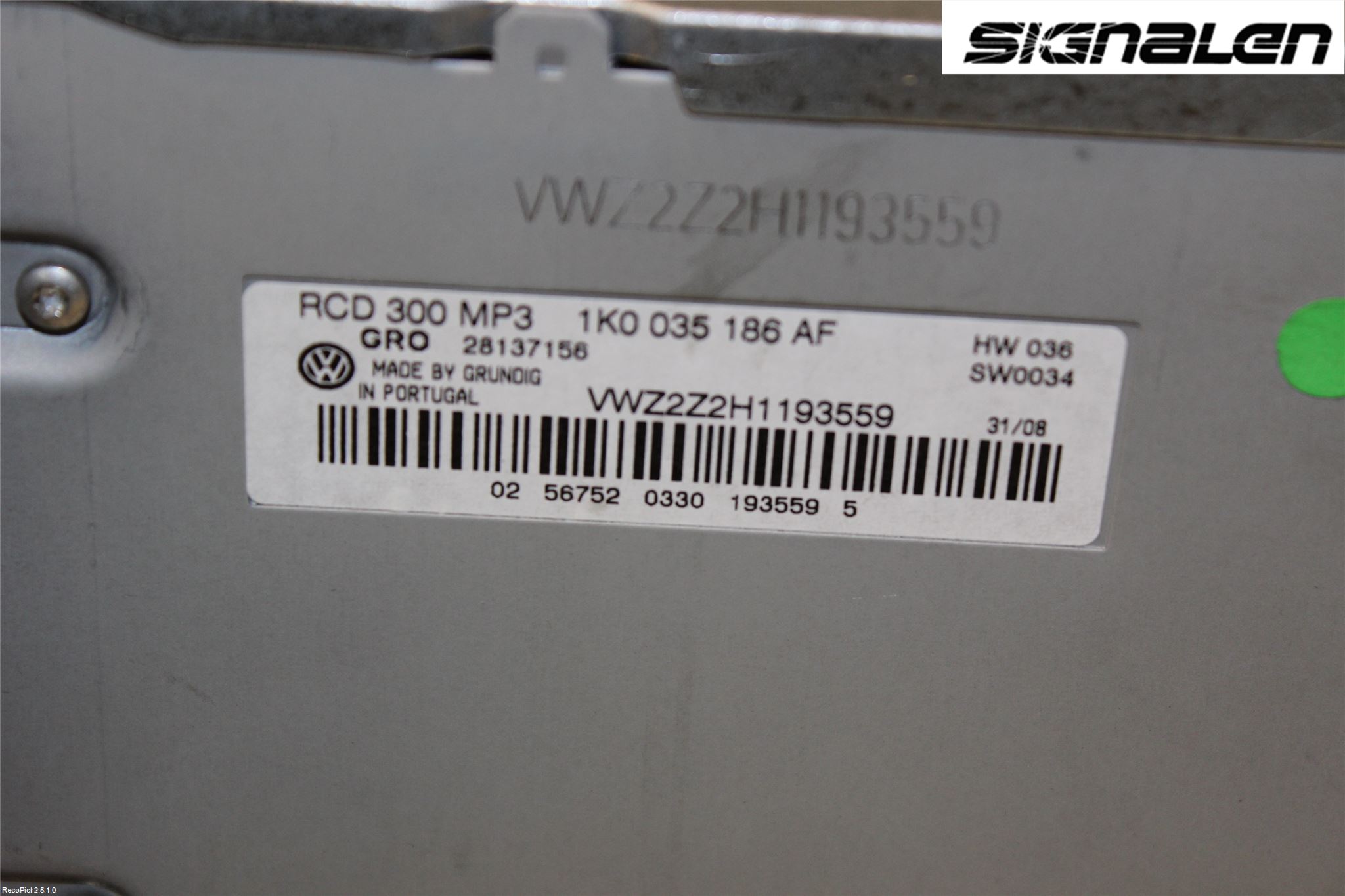 Volkswagen VW CADDY      04-10 Stereo Radio