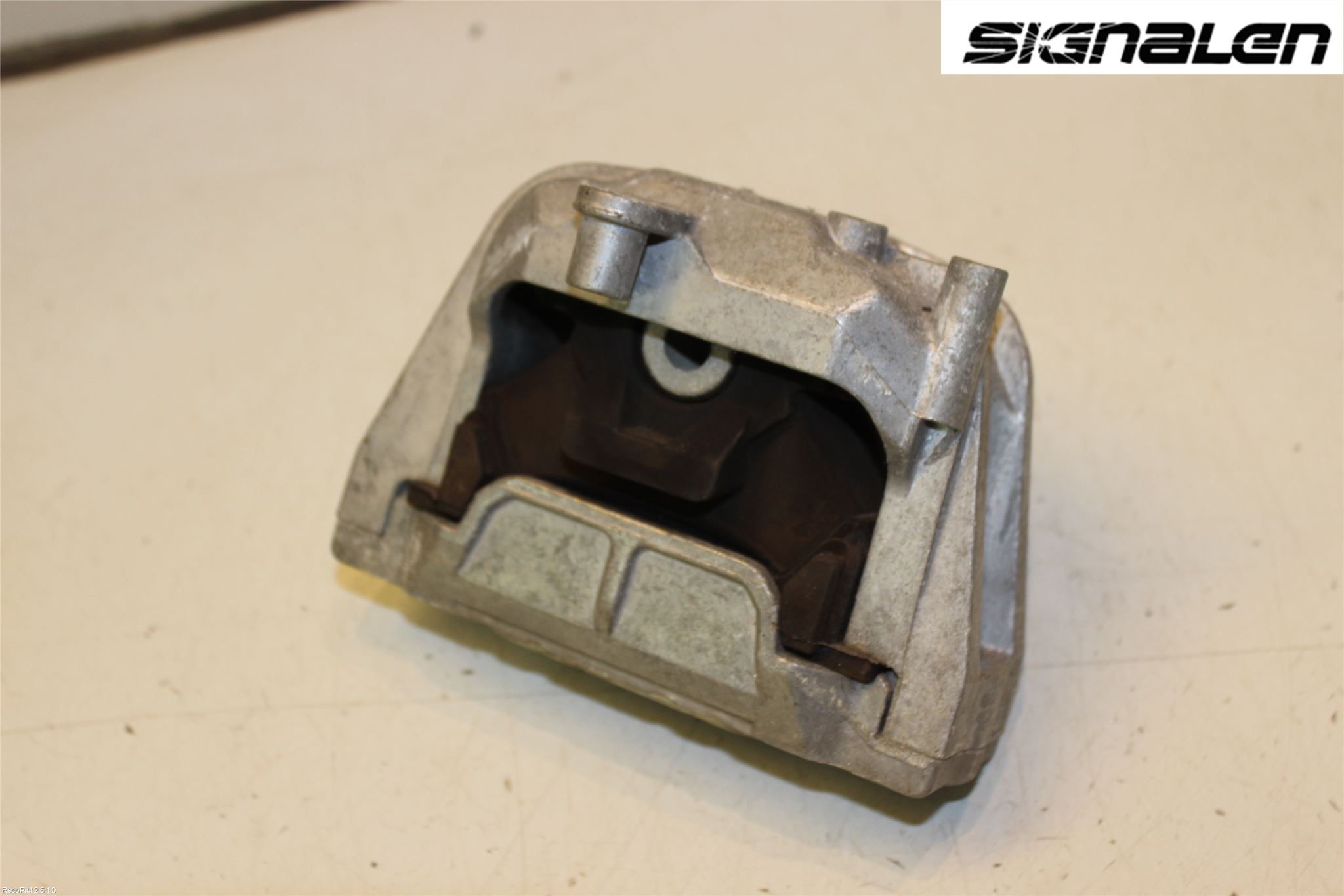 Skoda SUPERB 09-15 Motor Feste Stål-Alu