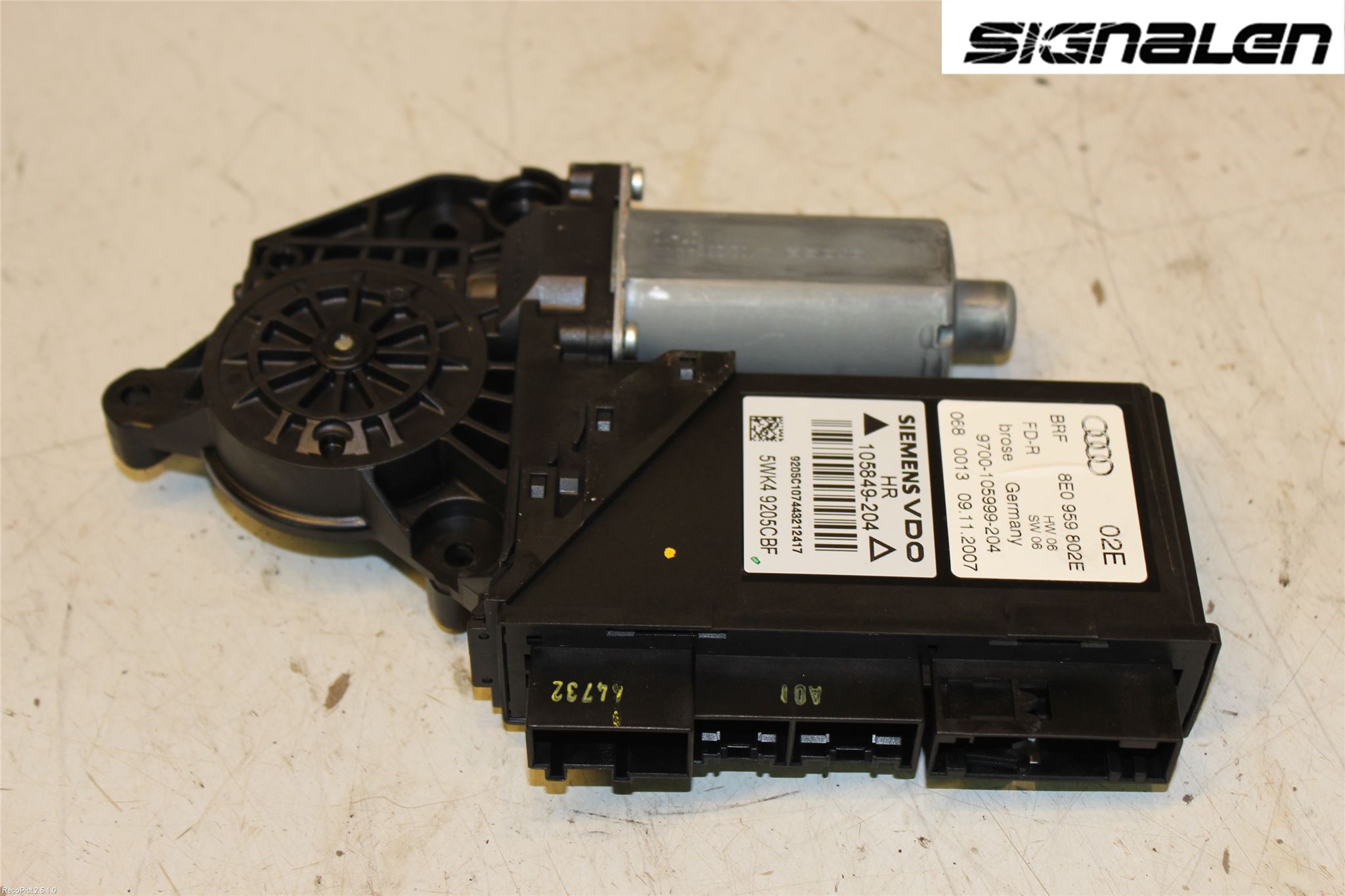 Audi A4/S4 05-07 Vindusheismotor
