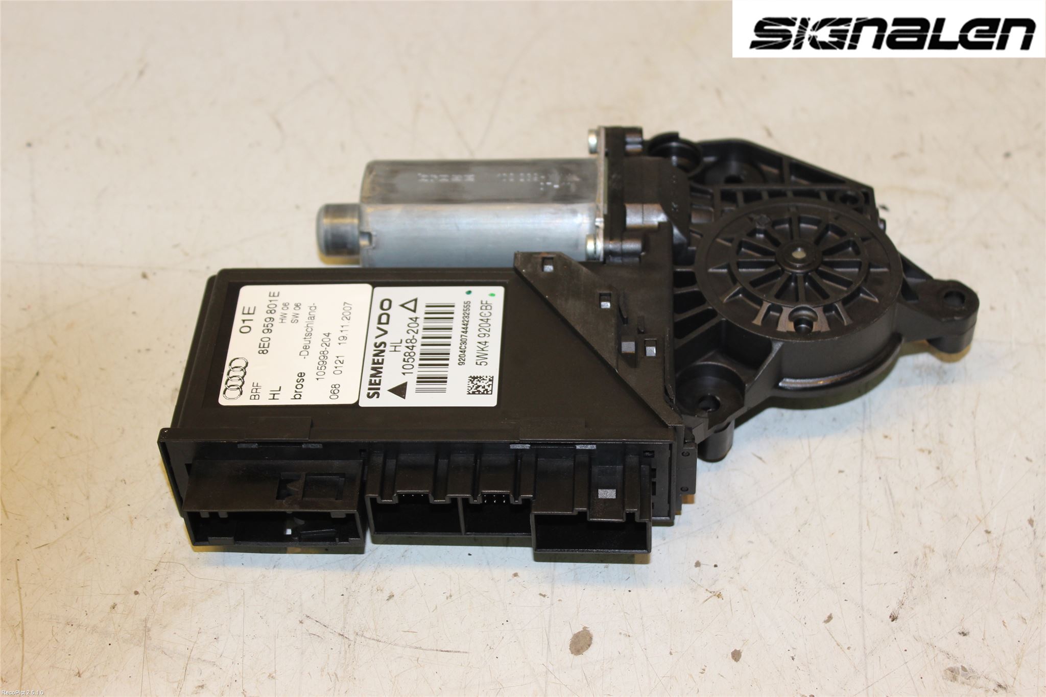 Audi A4/S4 05-07 Vindusheismotor