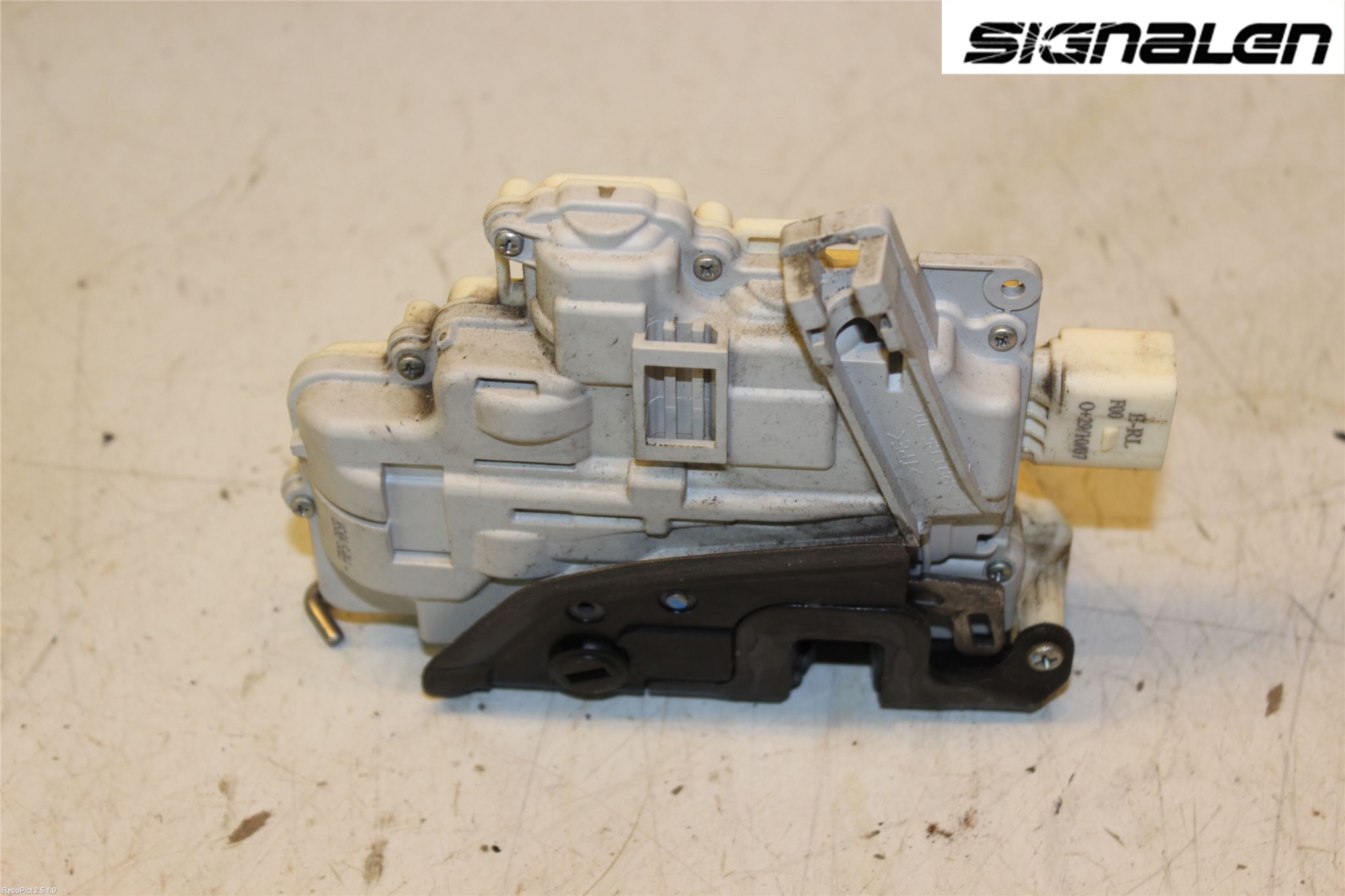 Audi A4/S4 05-07 Dørlås - Låsekasse