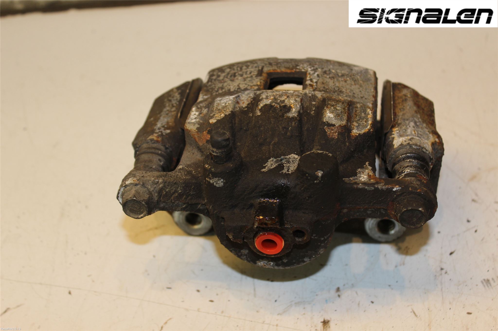Mazda 2 (DE) 08-15 Bremsecaliper Foran Venstre