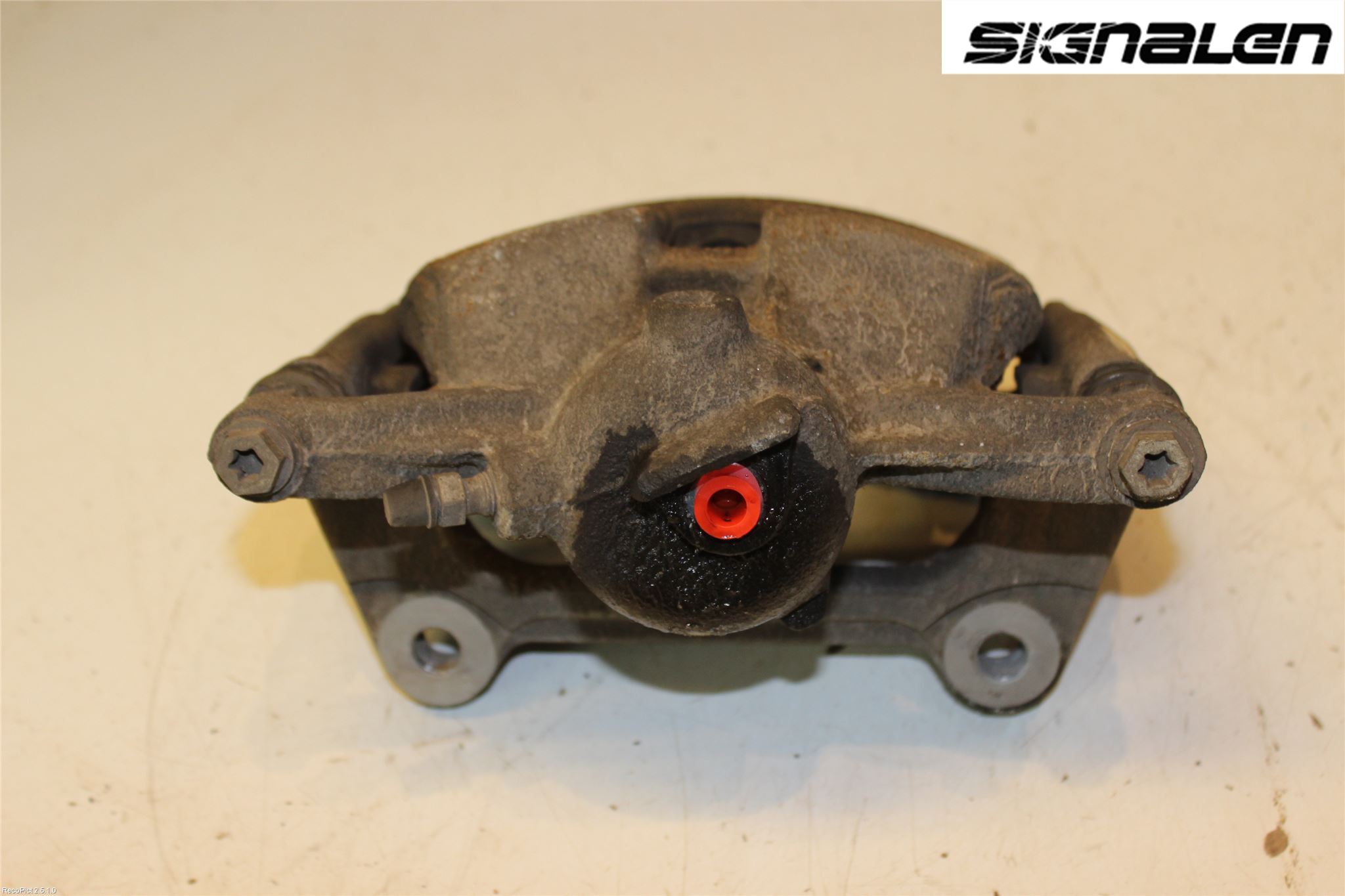Volkswagen VW PASSAT 15-19 Bremsecaliper Foran Venstre