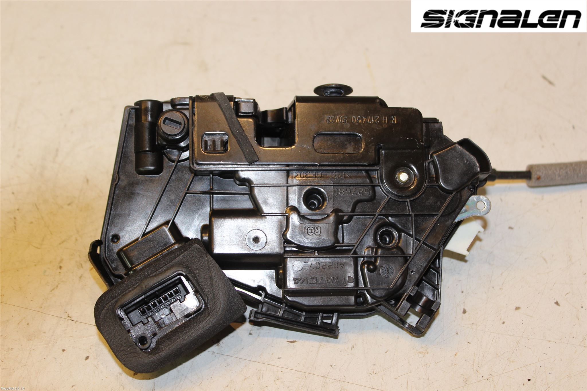 Volkswagen VW POLO 10-17 Dørlås - Låsekasse