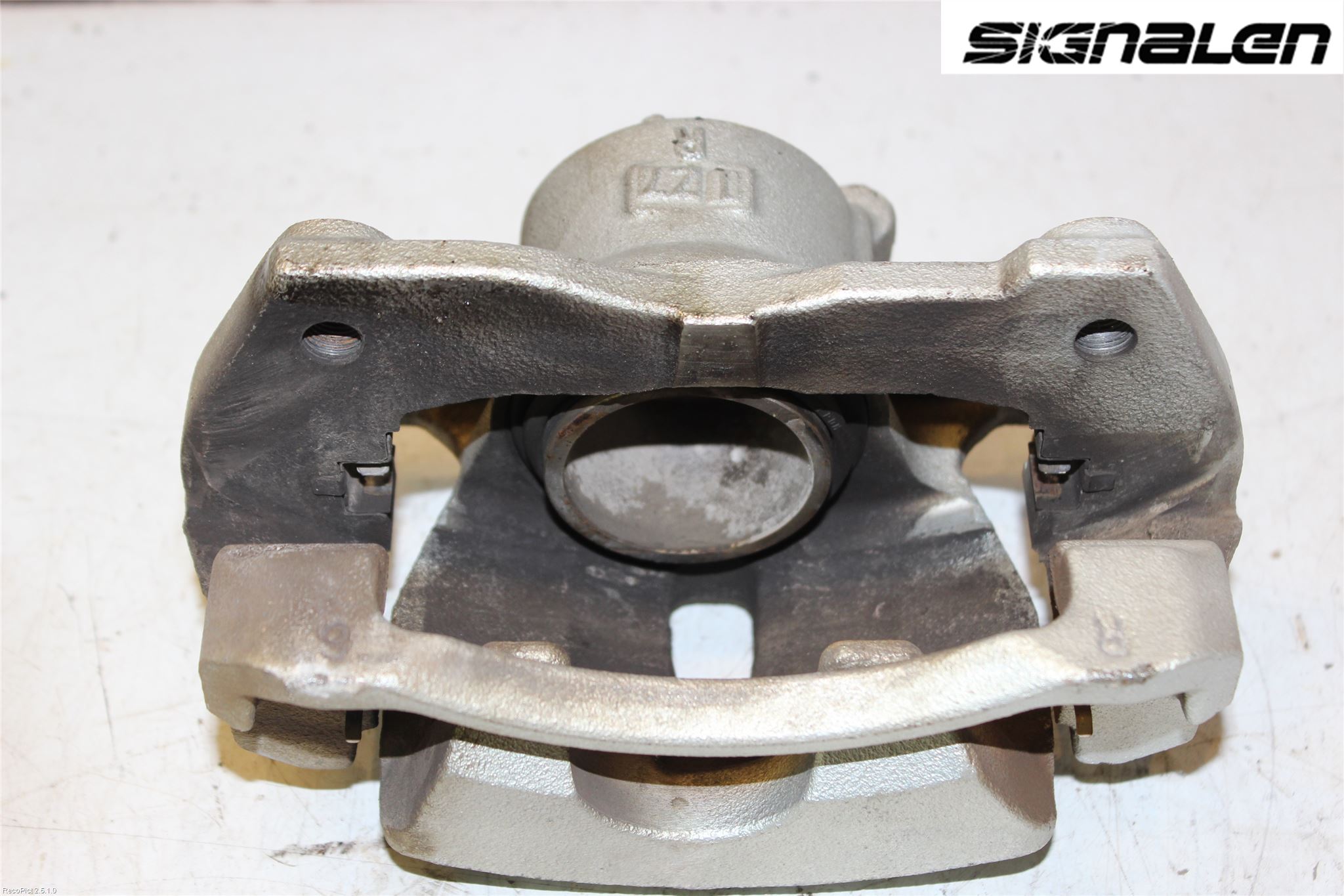Toyota VERSO-S 11-16 Bremsecaliper Foran Høyre