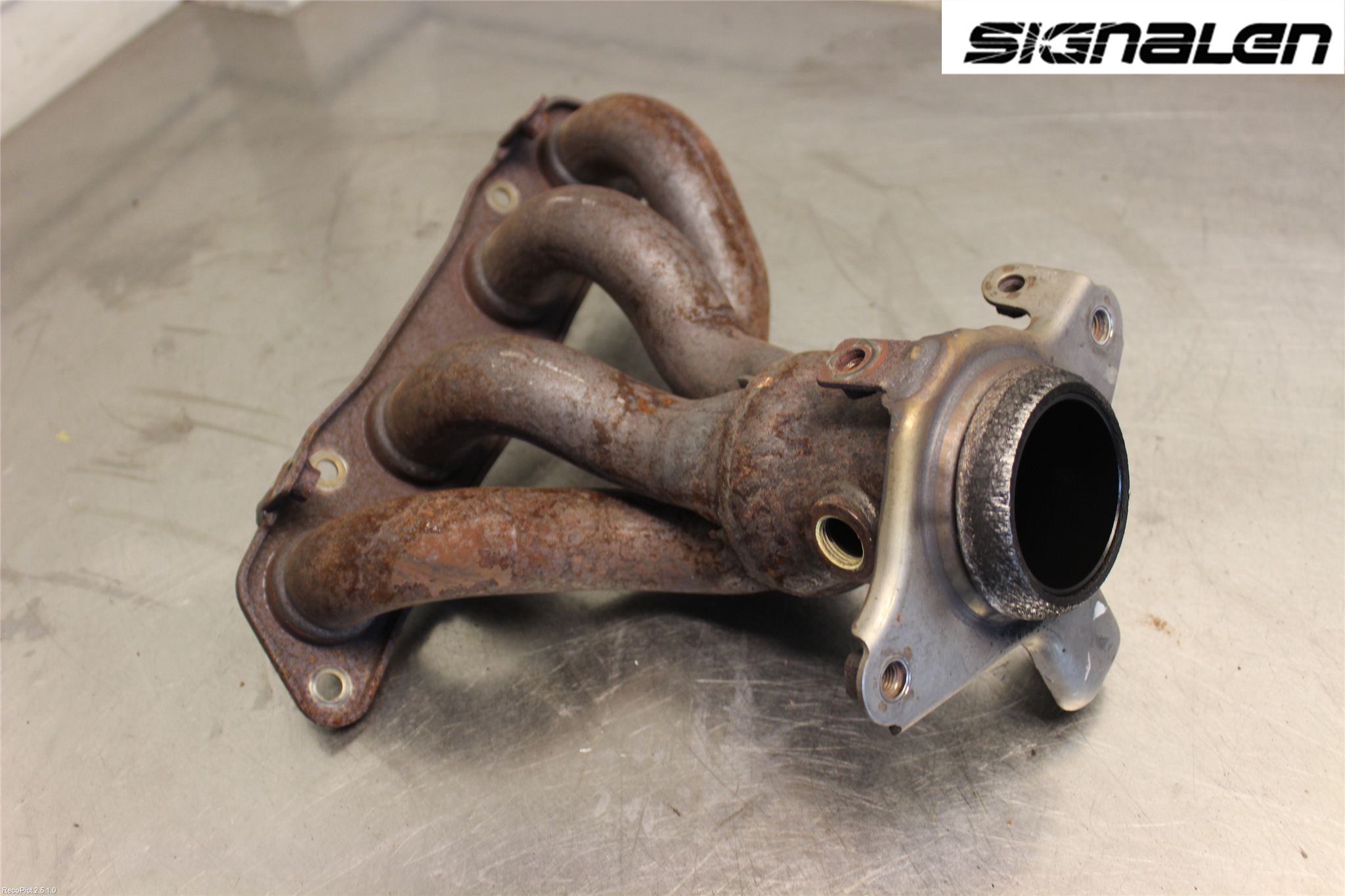 Toyota AVENSIS 09-15 Eksosmanifold