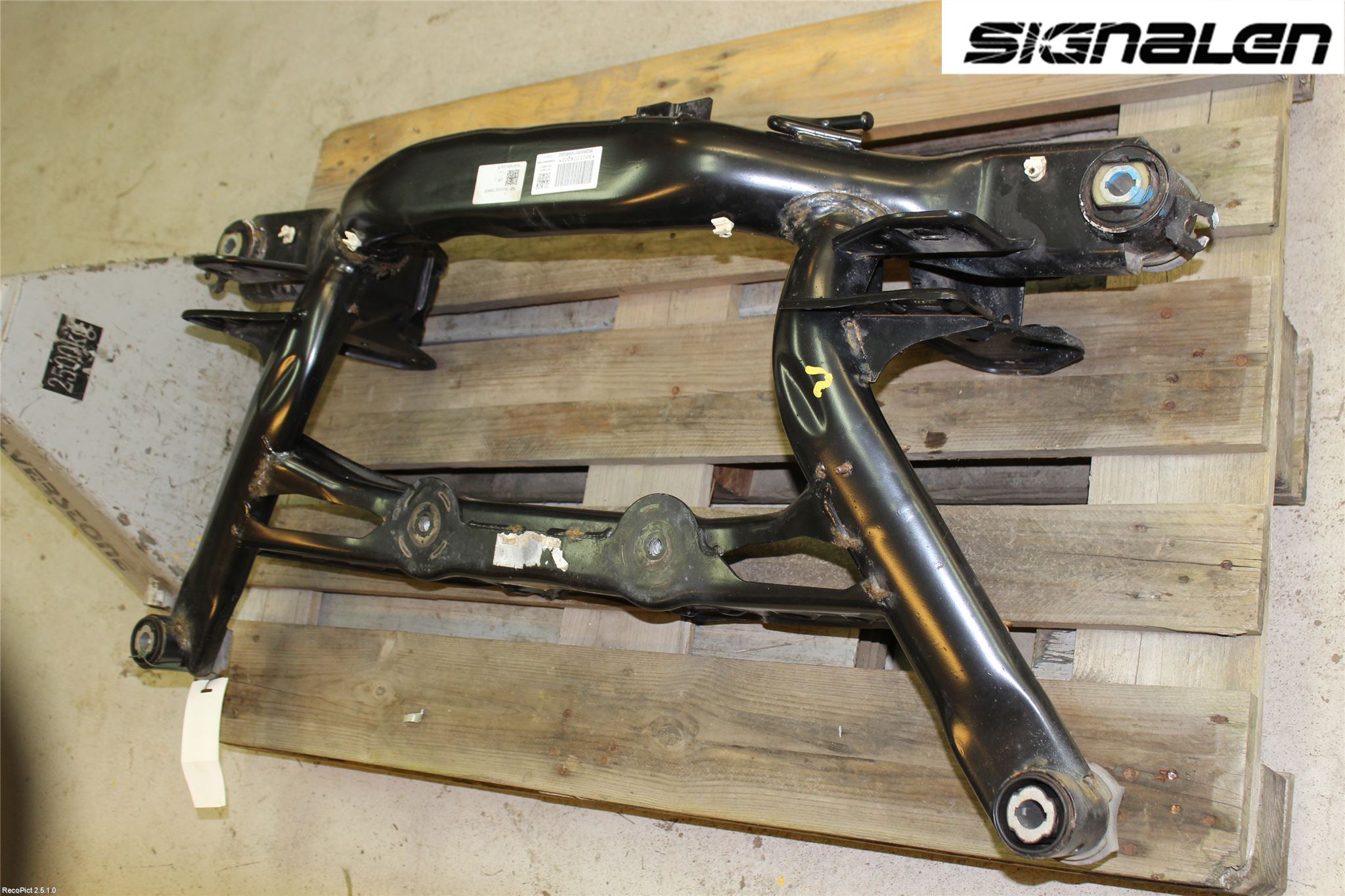 Volkswagen VW GOLF / E-GOLF VII 13-20 Bakaksel Feste Travers-Ramme