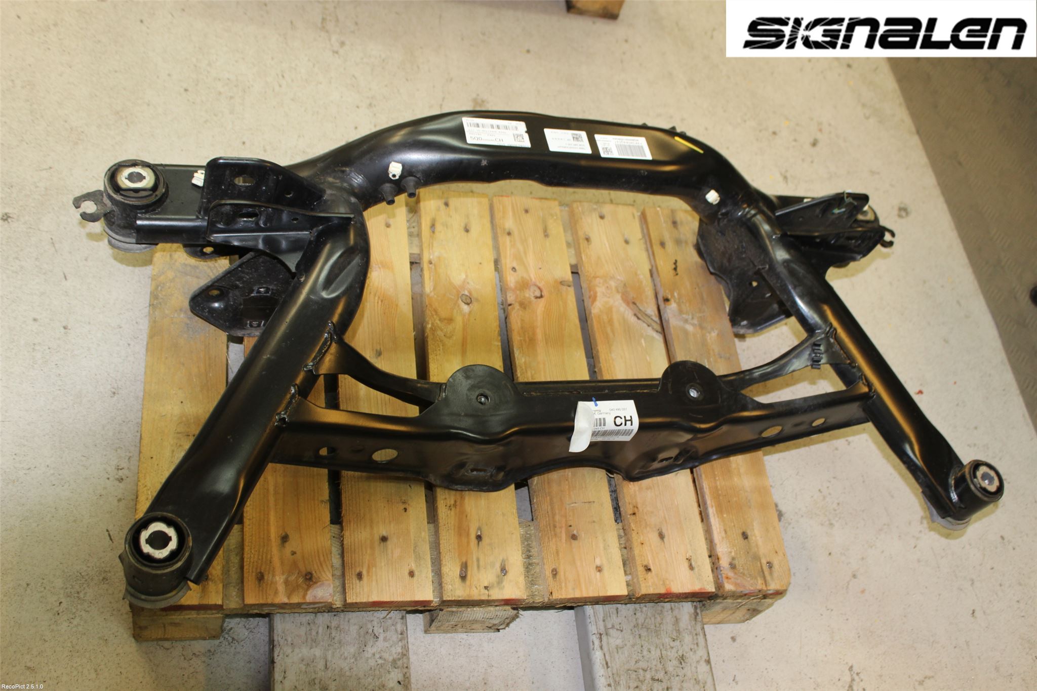 Volkswagen VW GOLF / E-GOLF VII 13-20 Bakaksel Feste Travers-Ramme