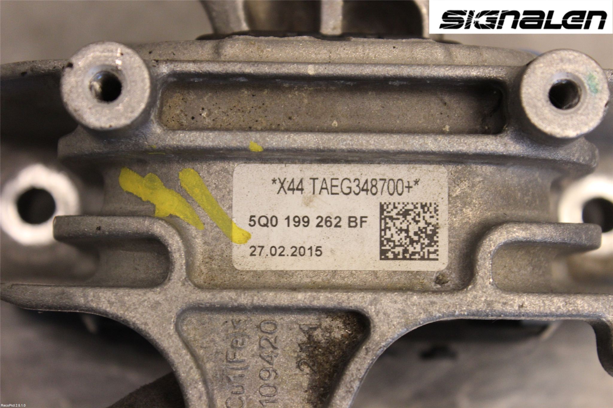 Volkswagen VW GOLF / E-GOLF VII 13-20 Motor Feste Gummi
