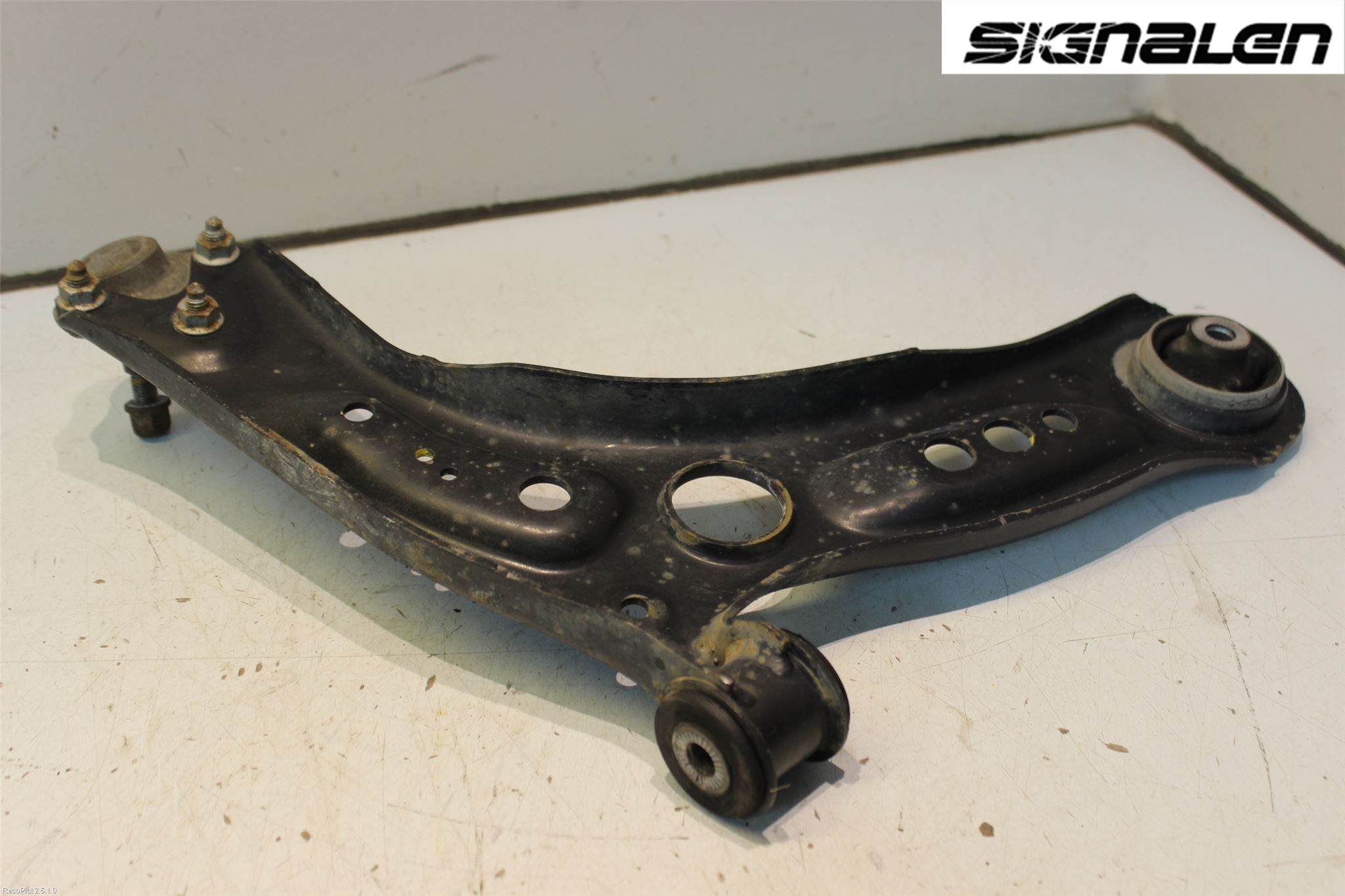 Volkswagen VW GOLF / E-GOLF VII 13-20 Bærearm Foran Venstre Nedre