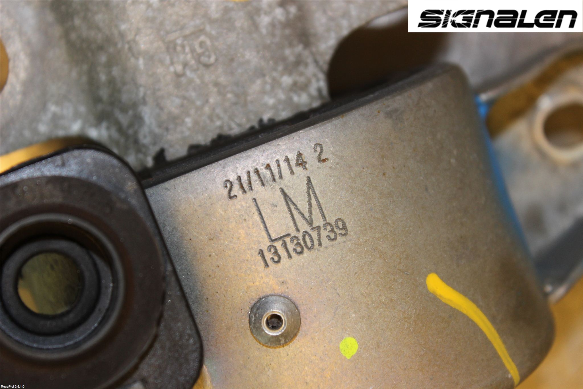 Opel CORSA E 15-19 Motor Feste Gummi