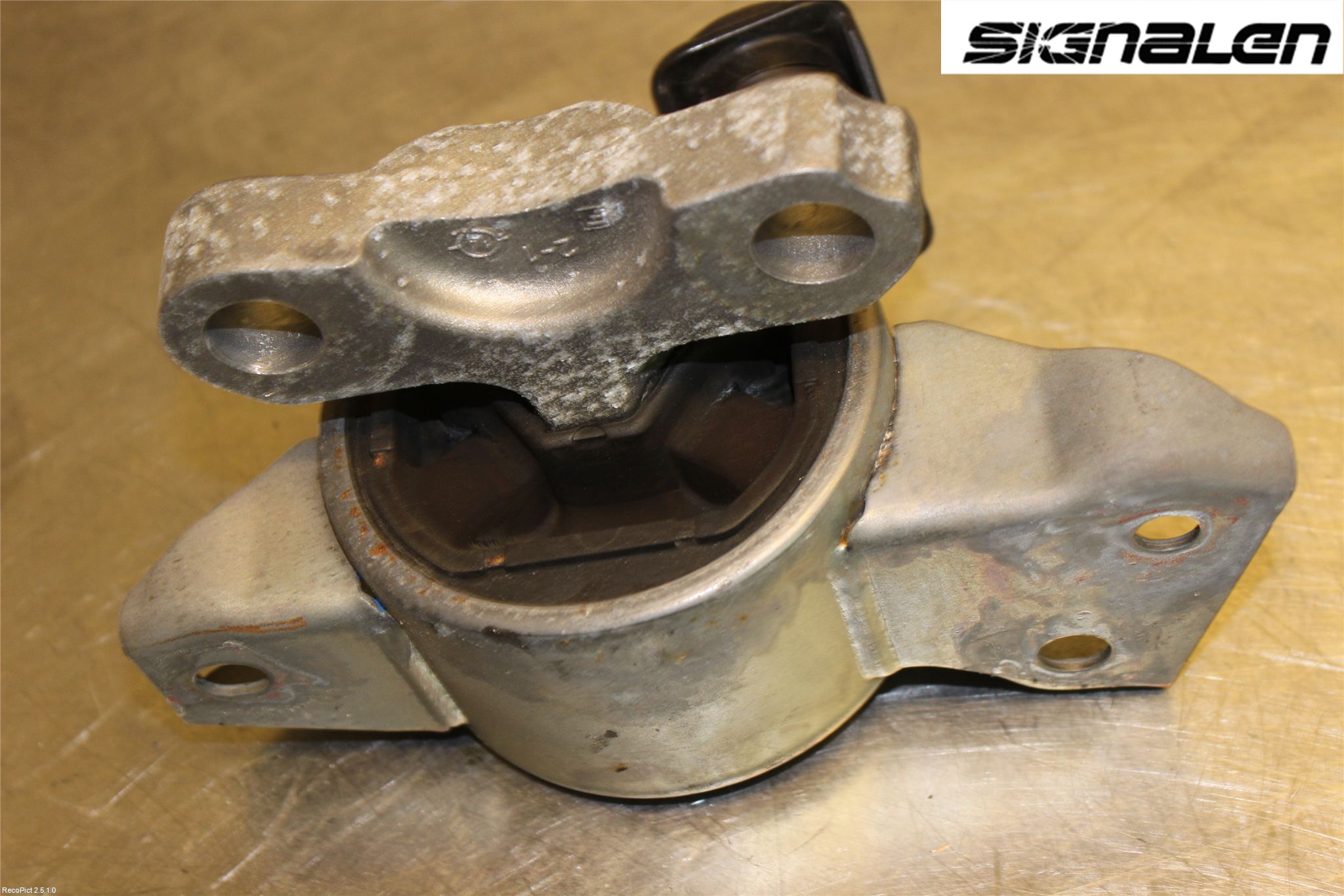 Opel CORSA E 15-19 Motor Feste Gummi