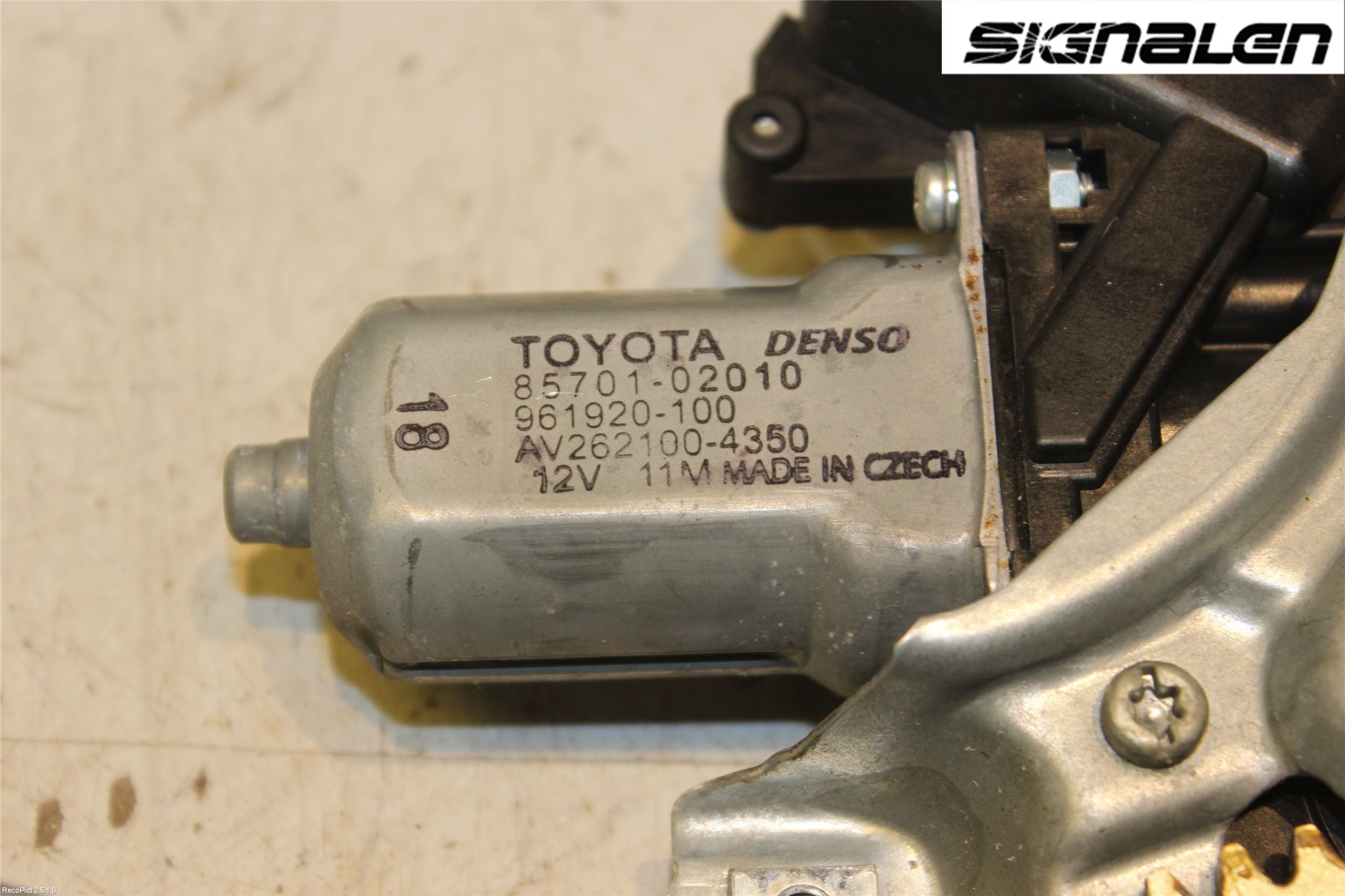 Toyota AURIS 10-12 Vindusheismotor