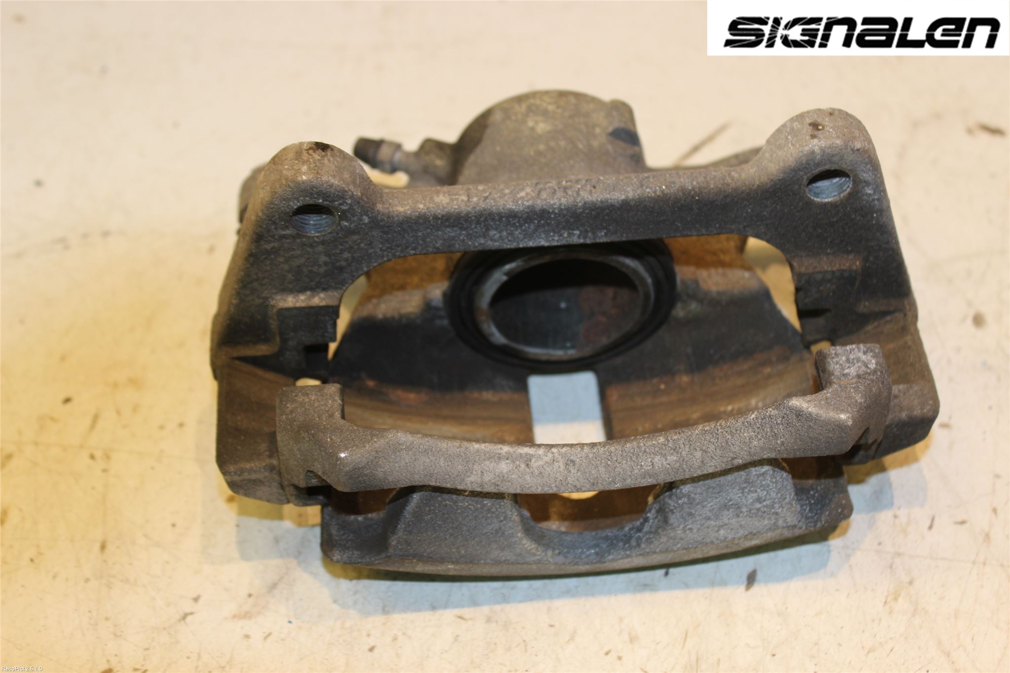 Volkswagen VW PASSAT 15-19 Bremsecaliper Foran Venstre