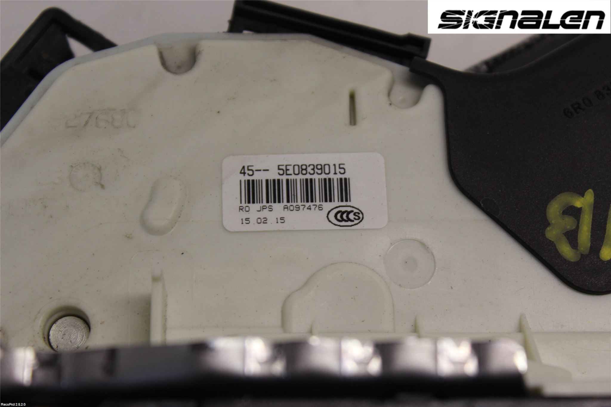 Volkswagen VW PASSAT 15-19 Dørlås - Låsekasse