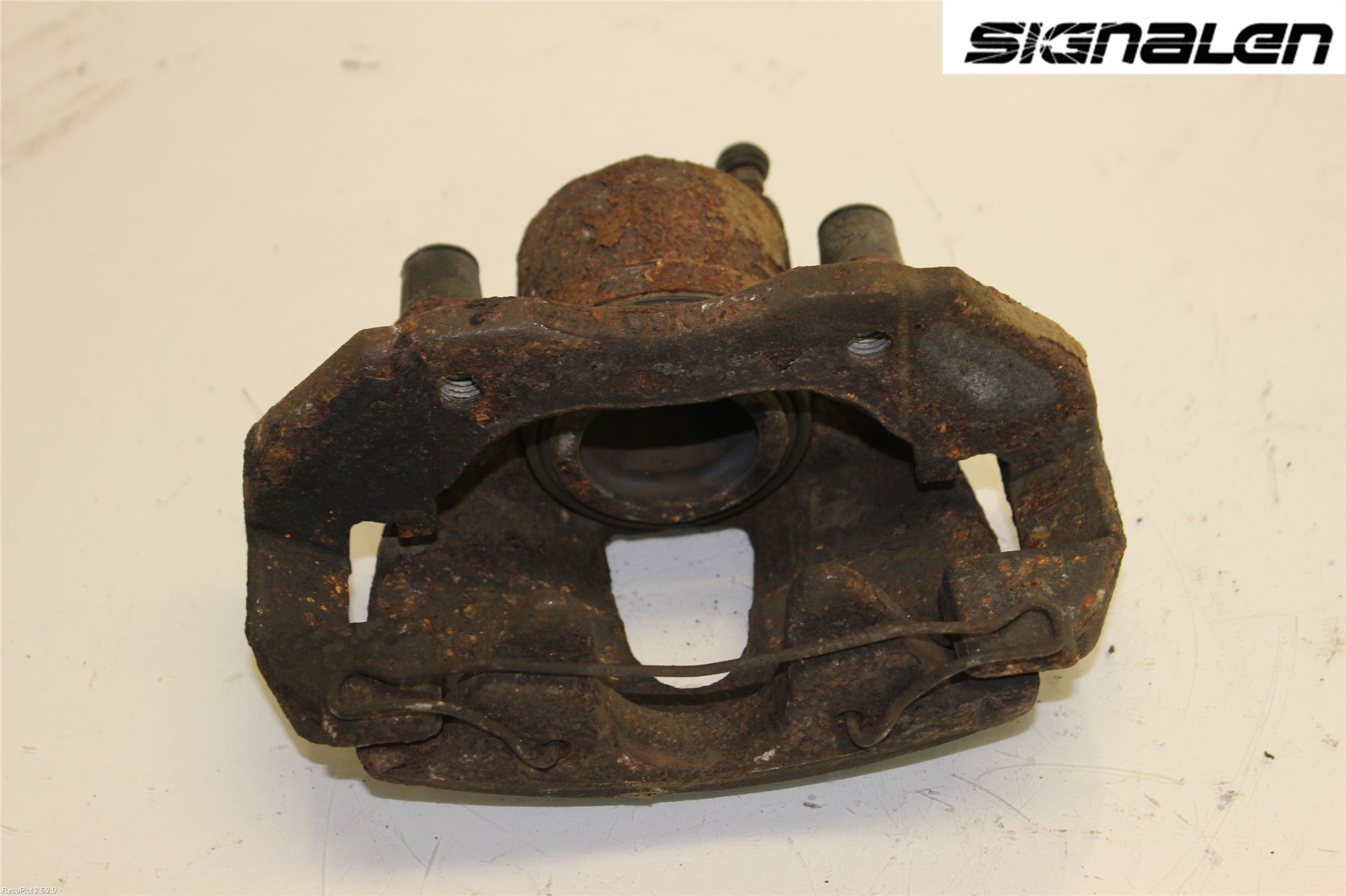 Ford FOCUS     04-07 Bremsecaliper Foran Høyre