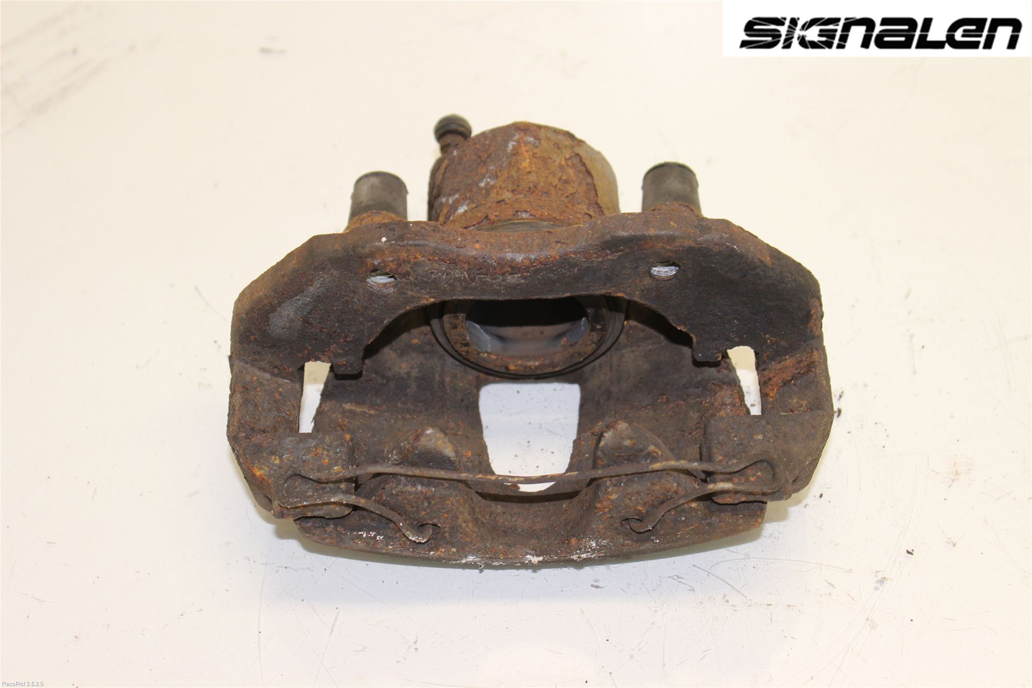 Ford FOCUS     04-07 Bremsecaliper Foran Venstre