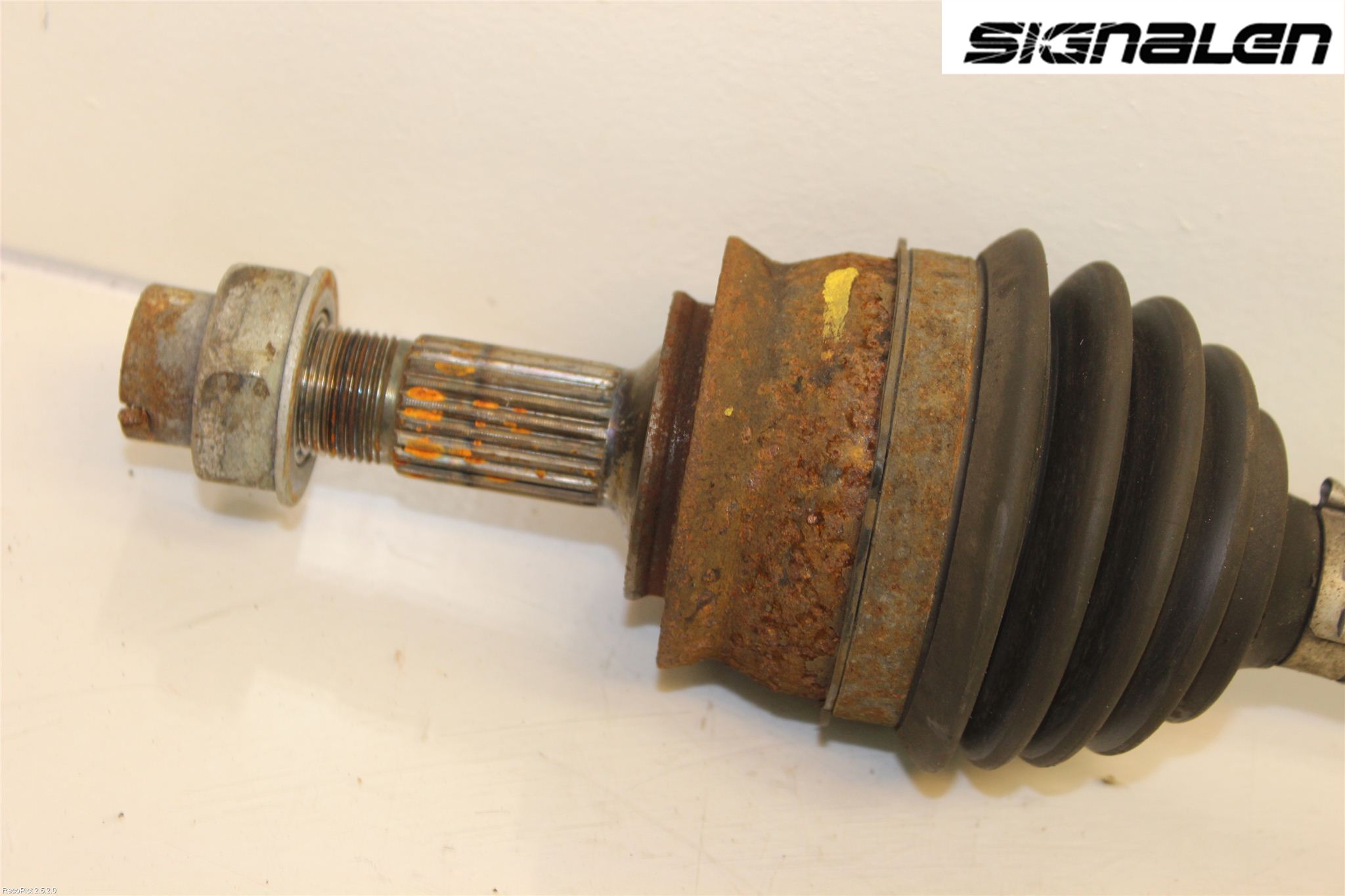 Opel CORSA D 07-14 Drivaksel Foran Kompl Høyre