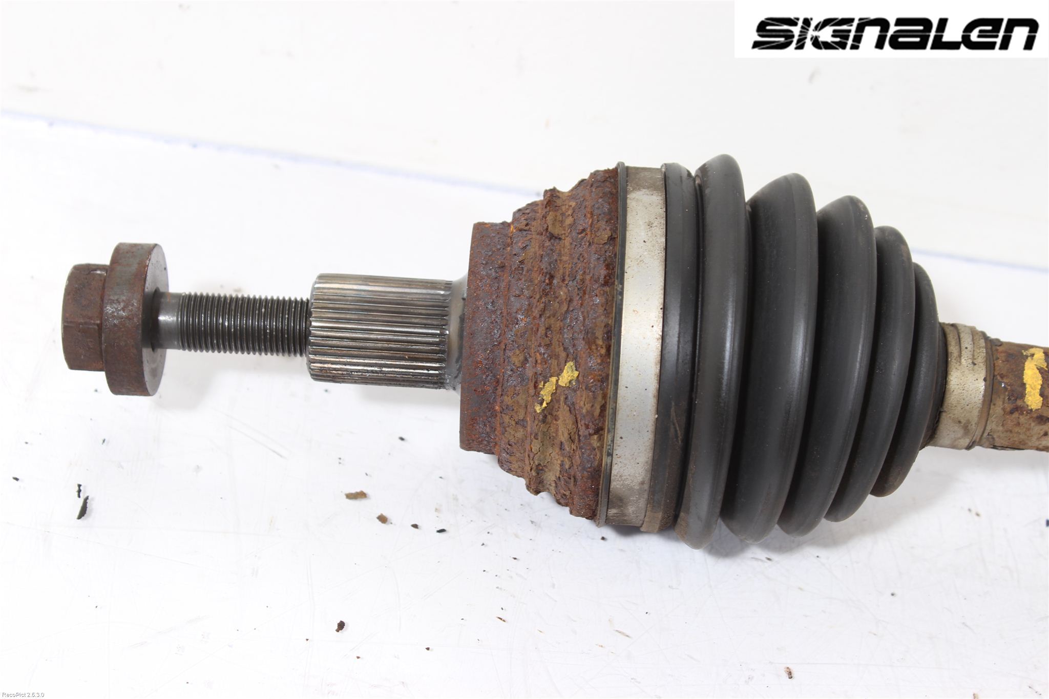 Volkswagen VW GOLF V 04-09 Drivaksel Foran Kompl Venstre