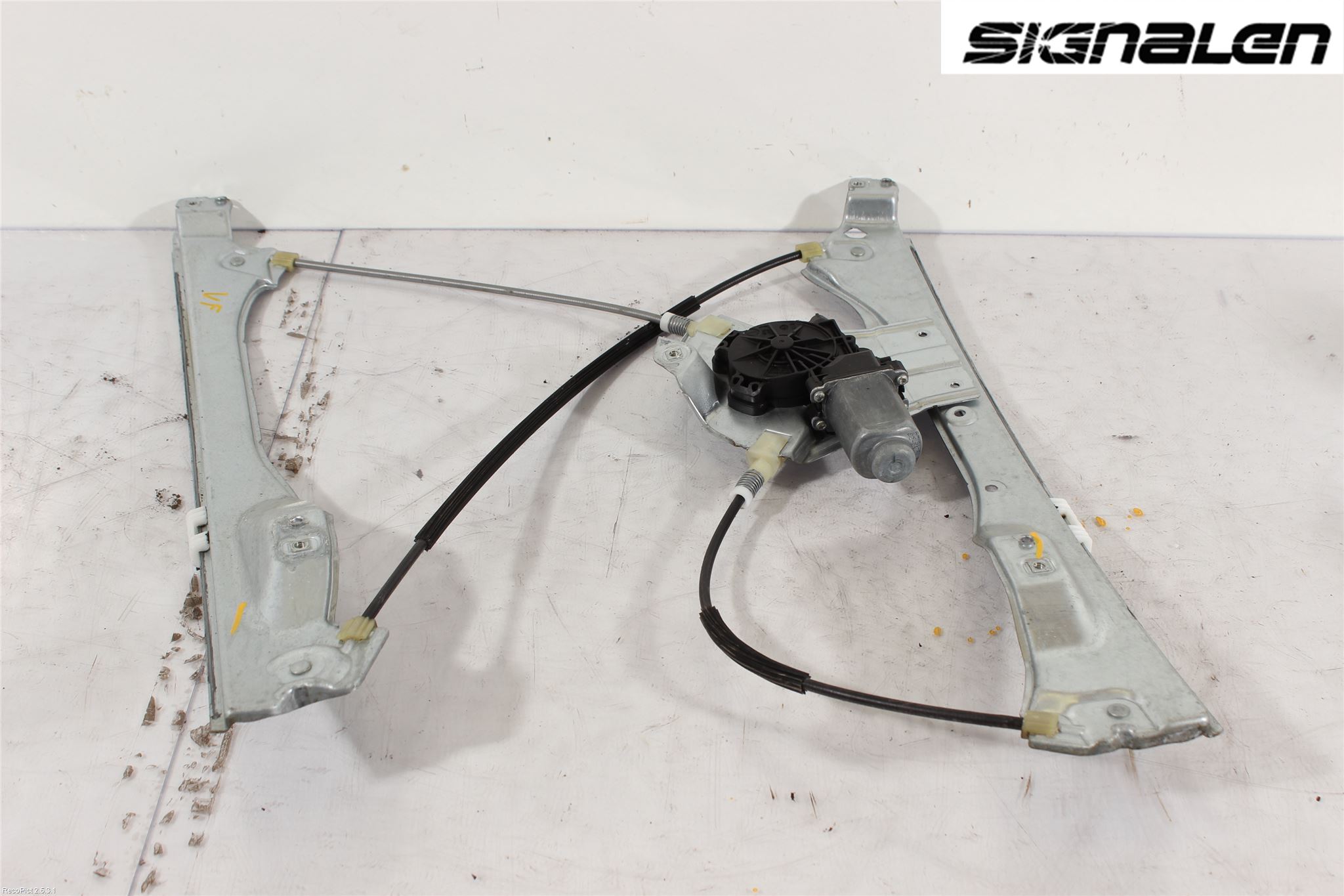 Renault CLIO III  09-12 Vindusheismotor