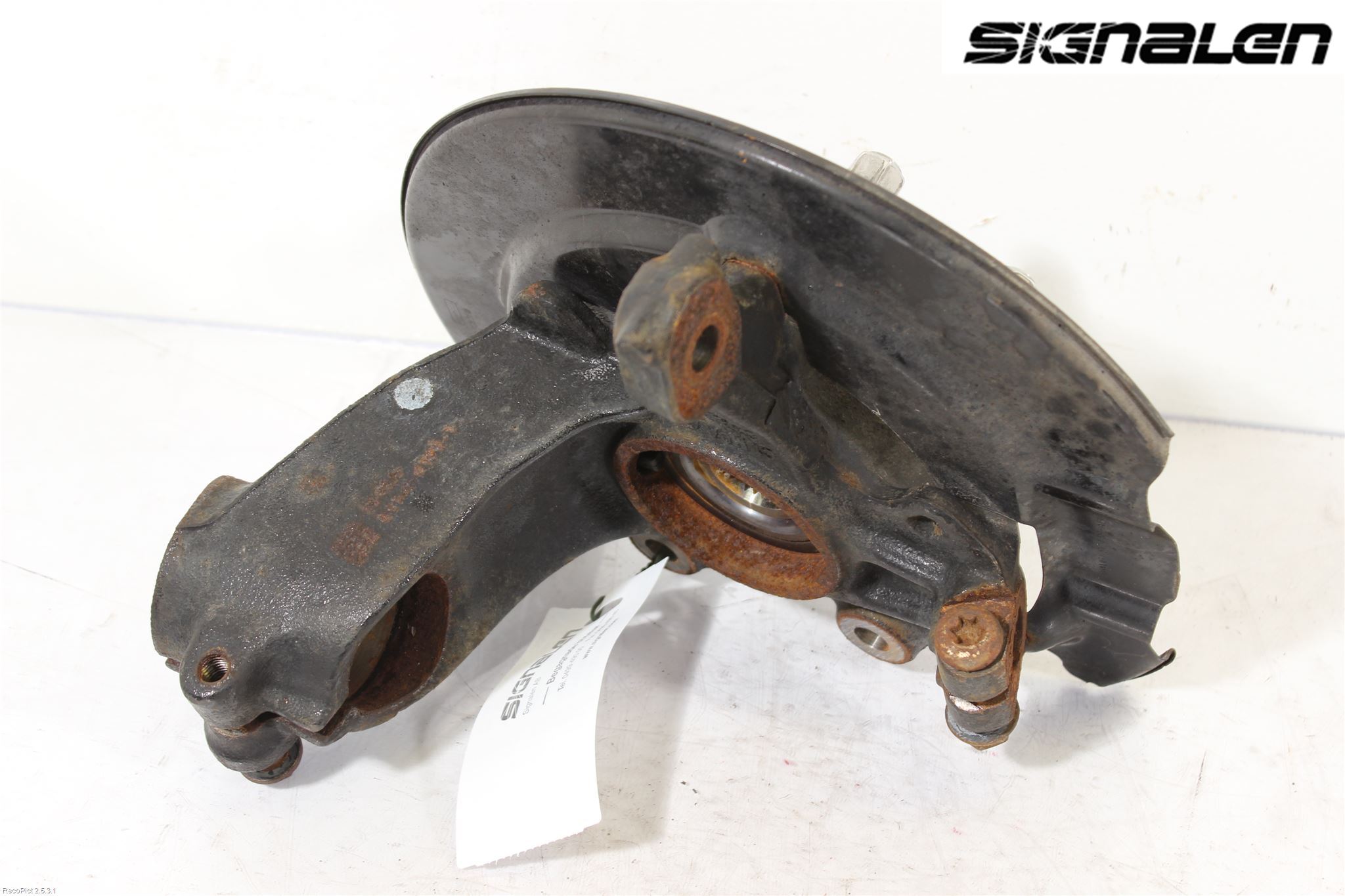 Ford FOCUS 15-18 Spindel Hf