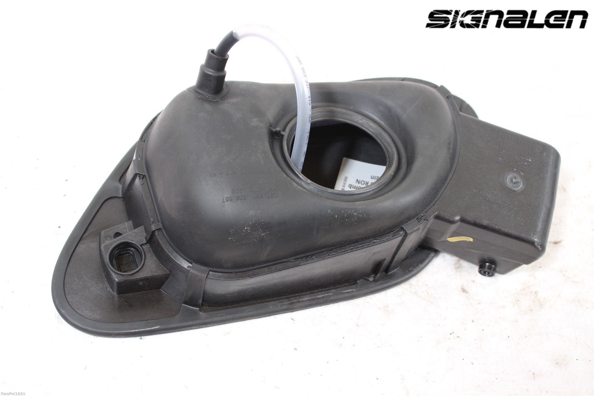 Volkswagen VW GOLF SPORTSVAN 15-20 Drivstoff Tankluke