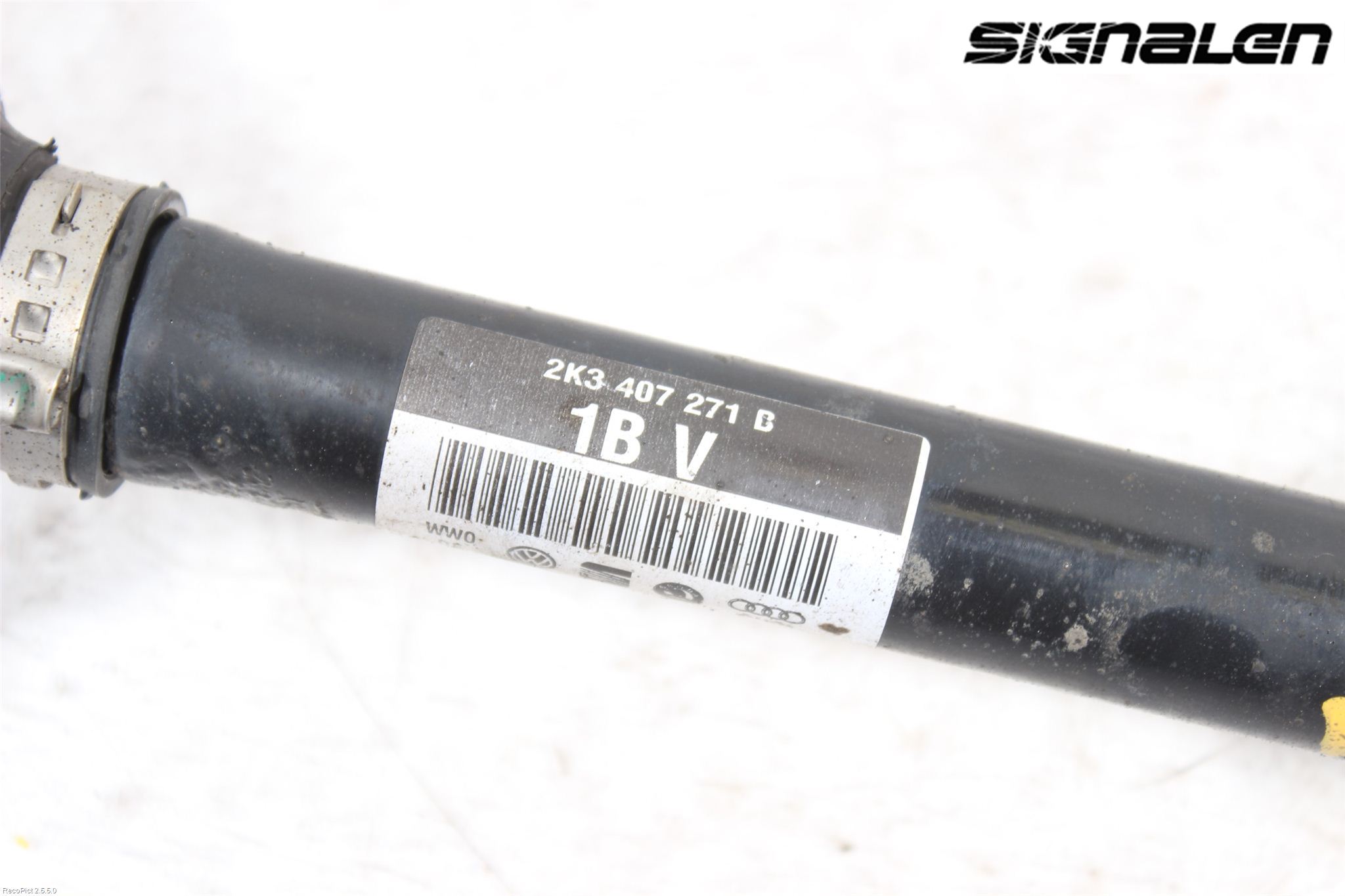 Volkswagen VW CADDY      04-10 Drivaksel Foran Kompl Venstre
