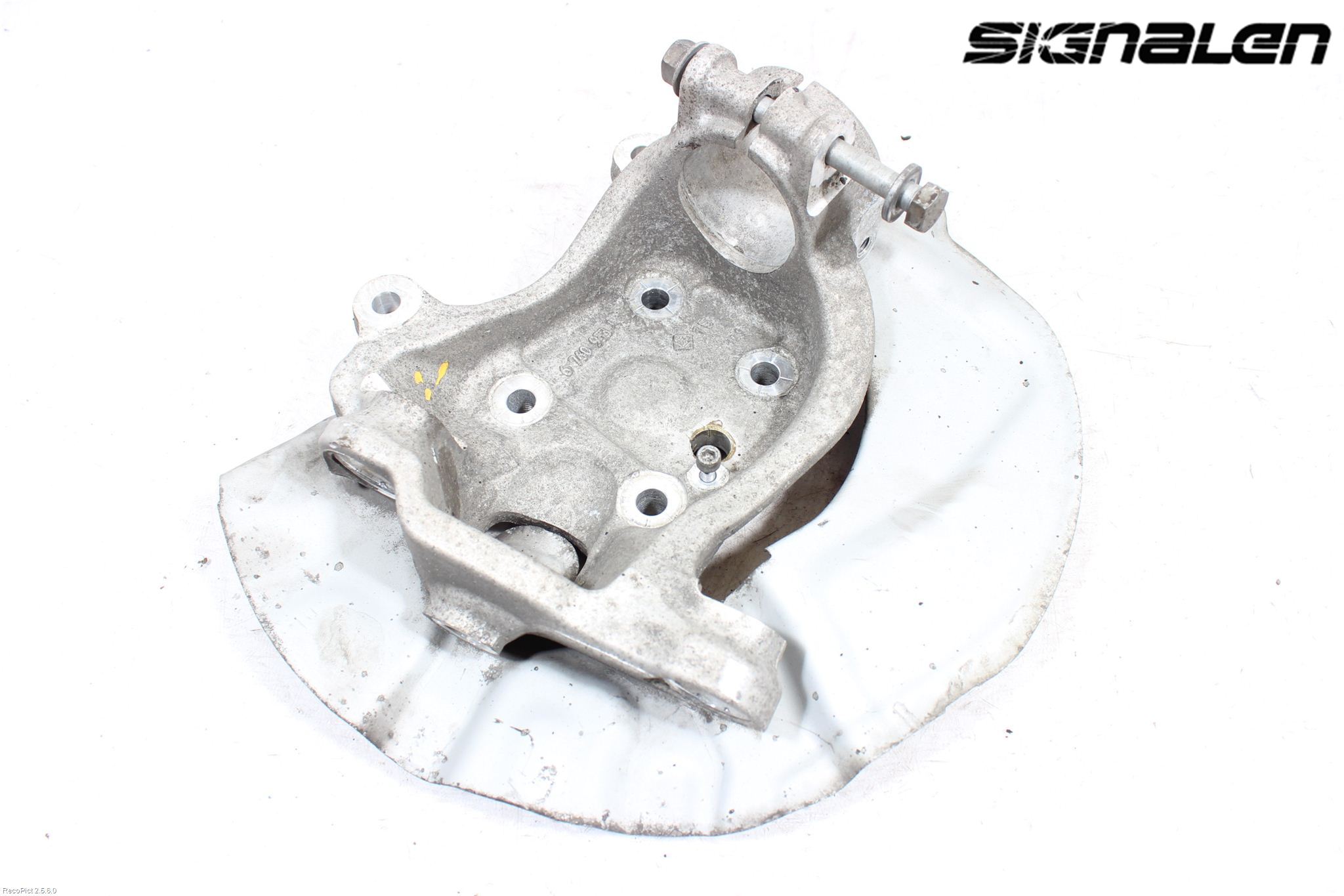 BMW 5 E60/61 Sed/Tou 02-10 Spindel Vf