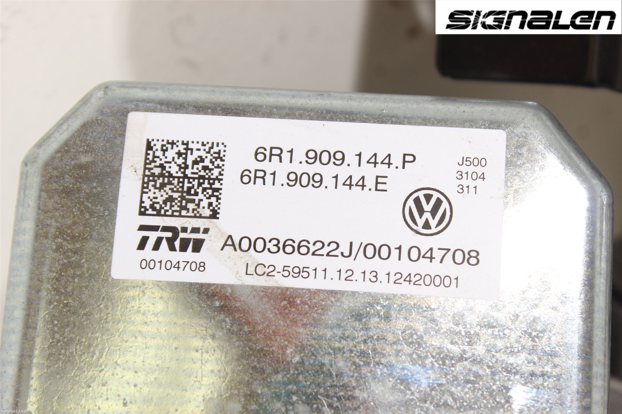 Skoda RAPID Rattakselaggregat Innebygd Servo