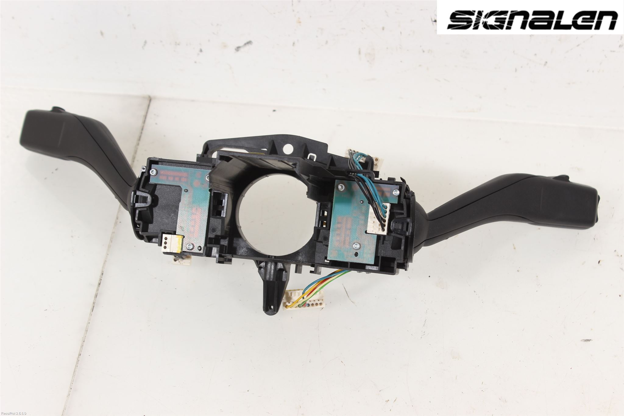 Volkswagen VW GOLF PLUS/CROSS GOLF 04-14 Bryter Ratt Kombi H Og V