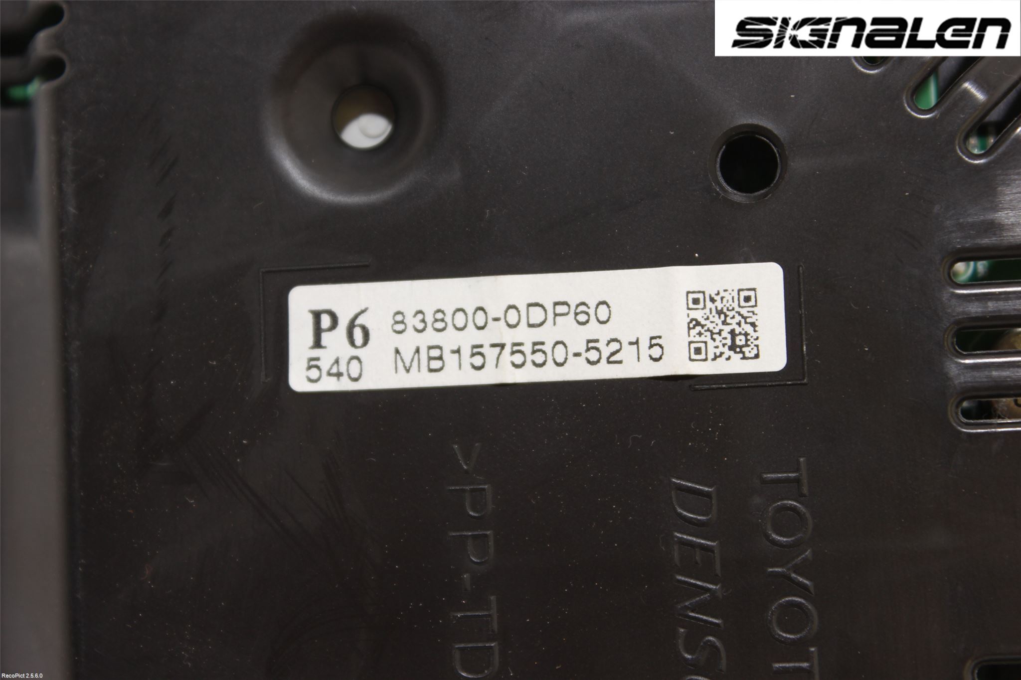 Toyota YARIS XP130 12-14 Instr Kombinert